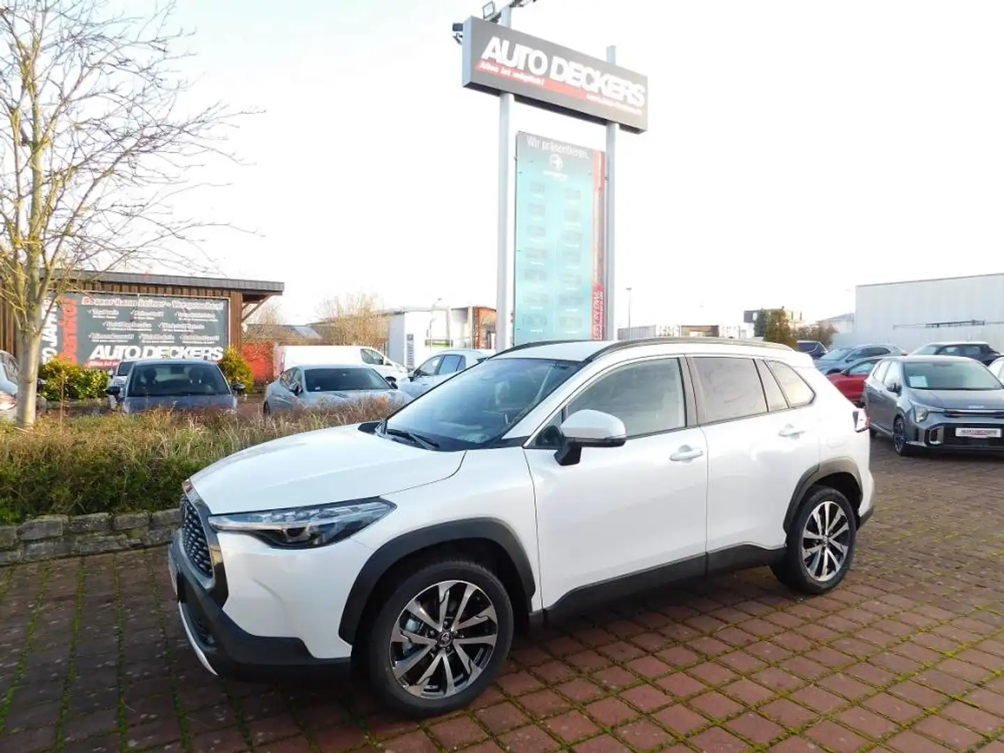 Toyota Corolla Cross 2.0 Hybrid Automatik FWD Style Comfort ACC Navi Ka Blanc - 1