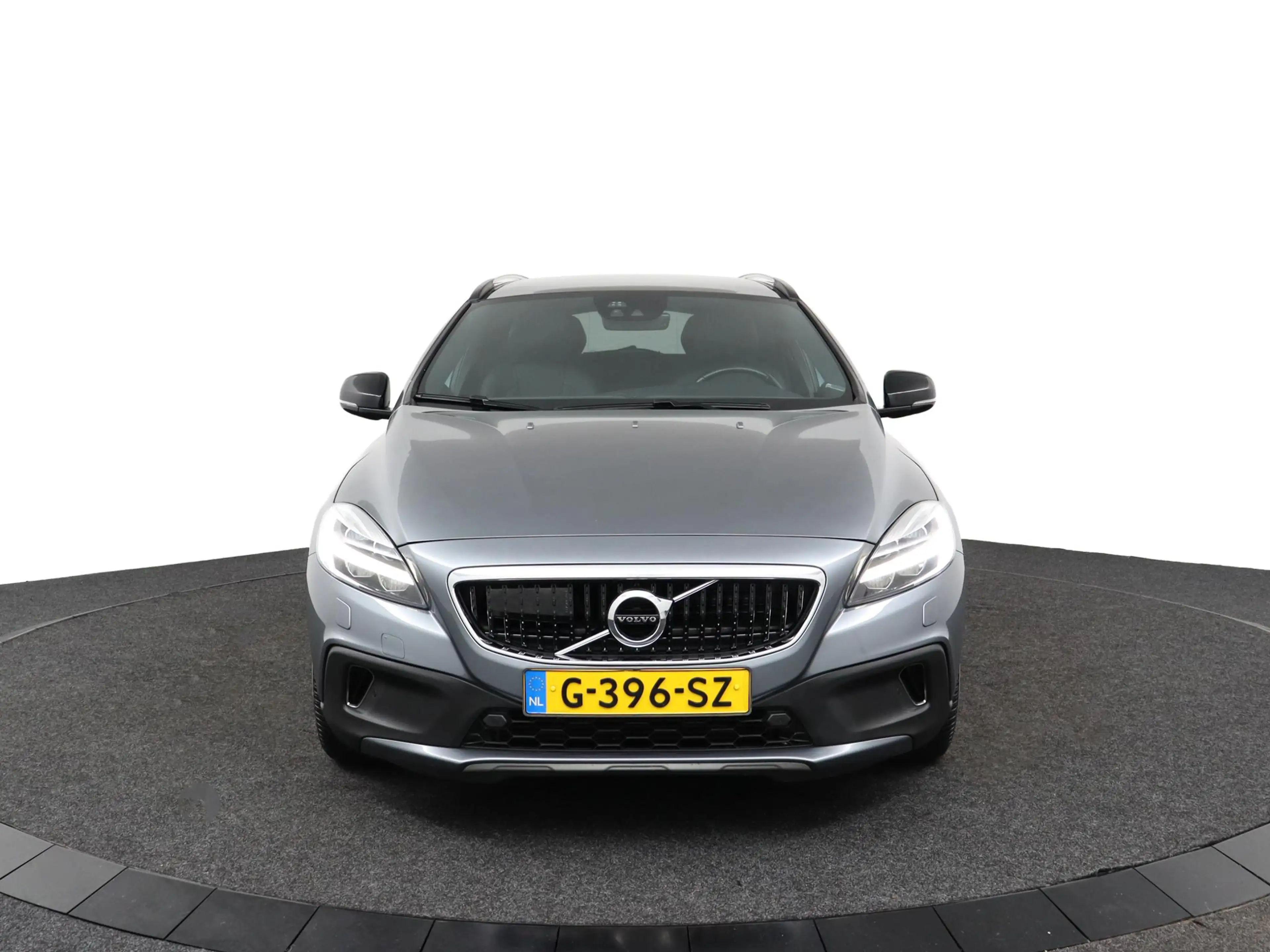 Volvo V40 Cross Country 1.5 T3 Polar+ Luxury | AUTOMAAT | Trekhaak | Adapt — photo 8