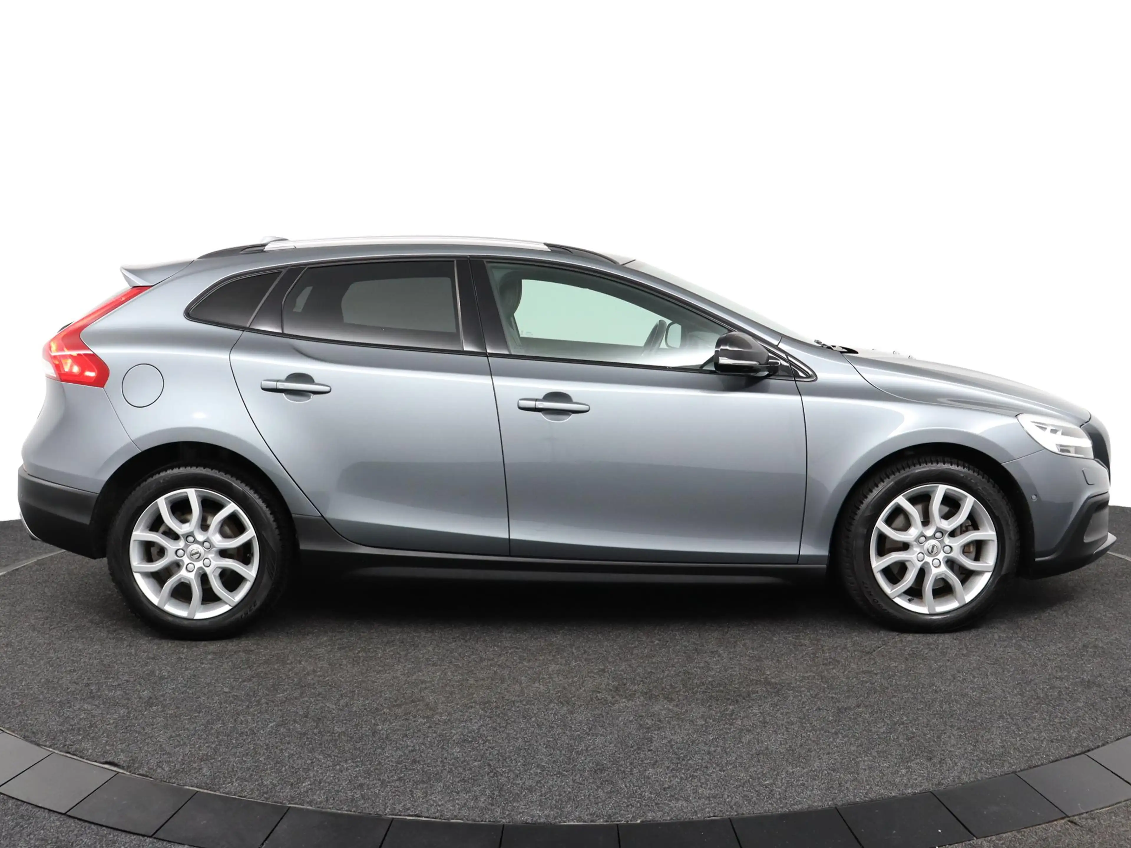 Volvo V40 Cross Country 1.5 T3 Polar+ Luxury | AUTOMAAT | Trekhaak | Adapt — photo 6
