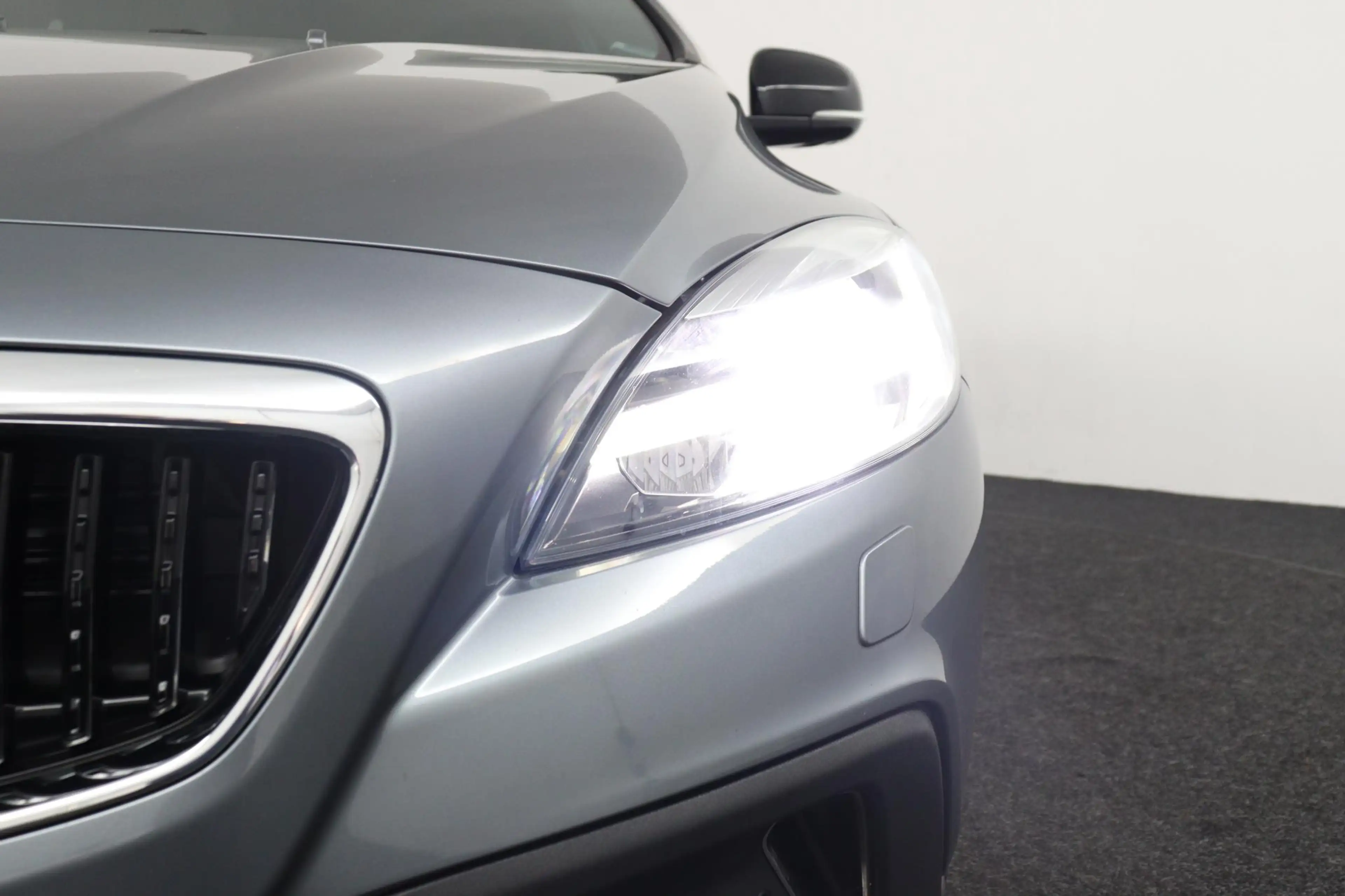 Volvo V40 Cross Country 1.5 T3 Polar+ Luxury | AUTOMAAT | Trekhaak | Adapt — photo 10