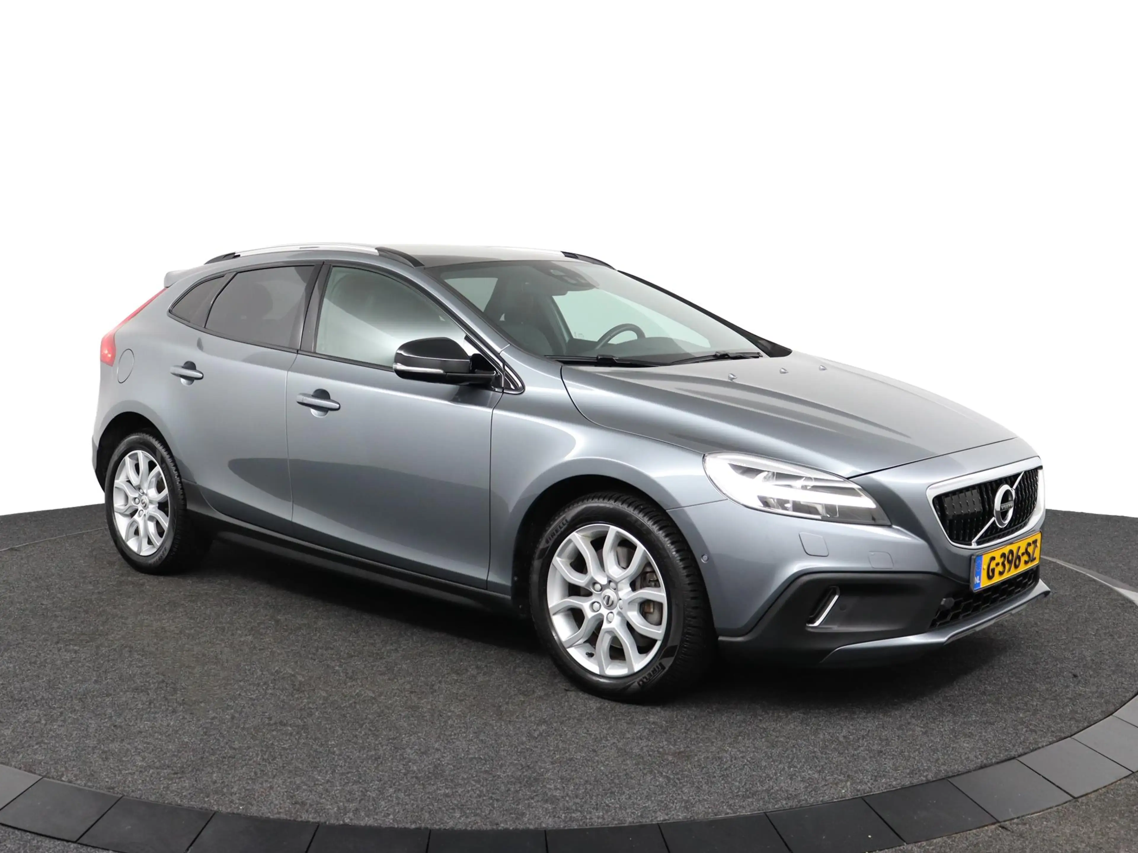 Volvo V40 Cross Country 1.5 T3 Polar+ Luxury | AUTOMAAT | Trekhaak | Adapt — photo 7