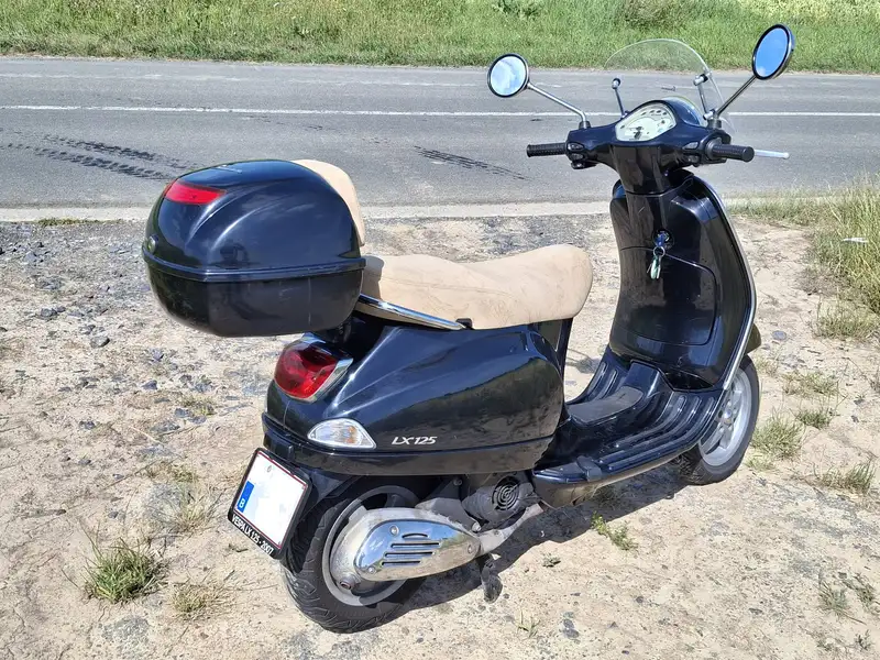 Vespa LX 125 - foto 2