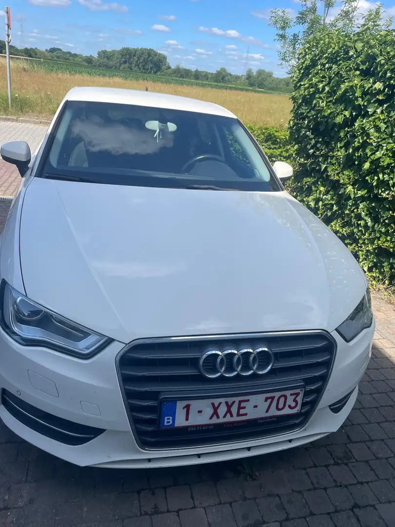 Audi A3 Sportback 1.2 TFSI Ambition S line - 1