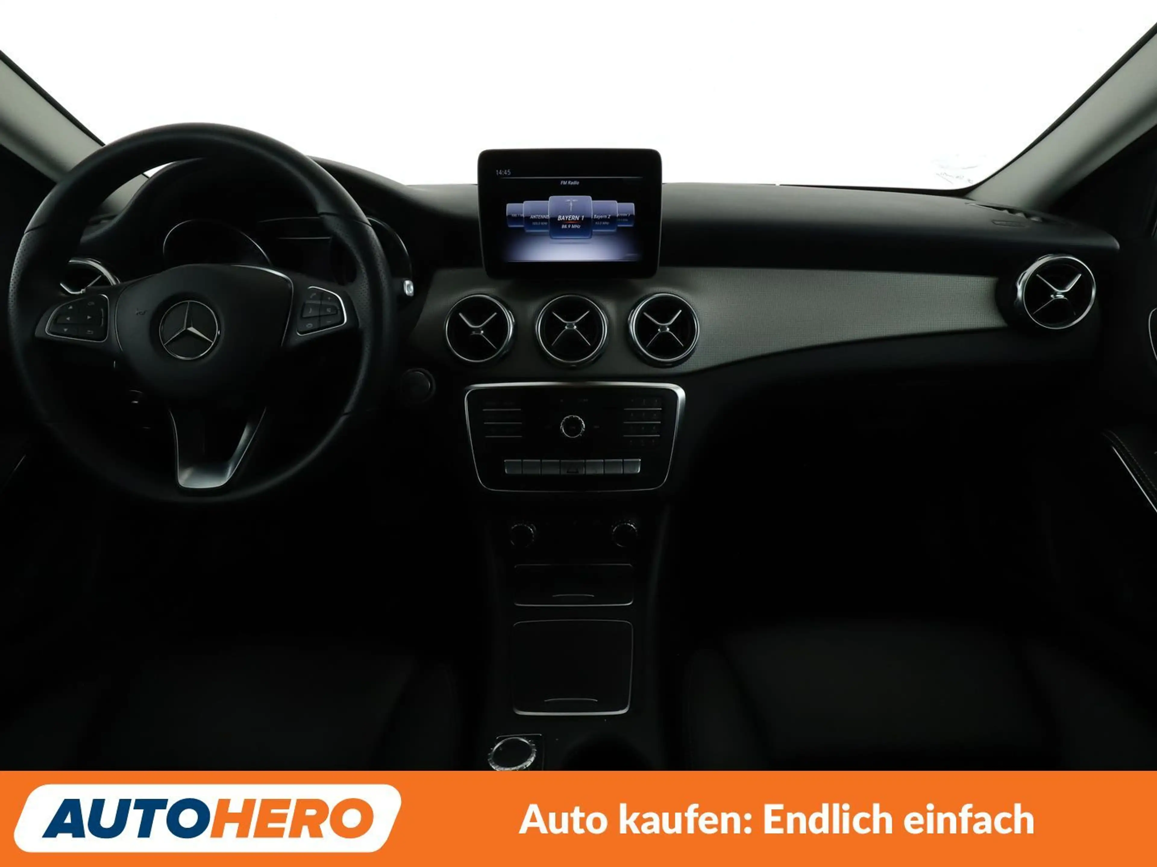 Mercedes-Benz GLA 180 Urban Aut.*LED*NAVI*TEMPO*PDC*SHZ*KLIMA*GARANTIE* — photo 12