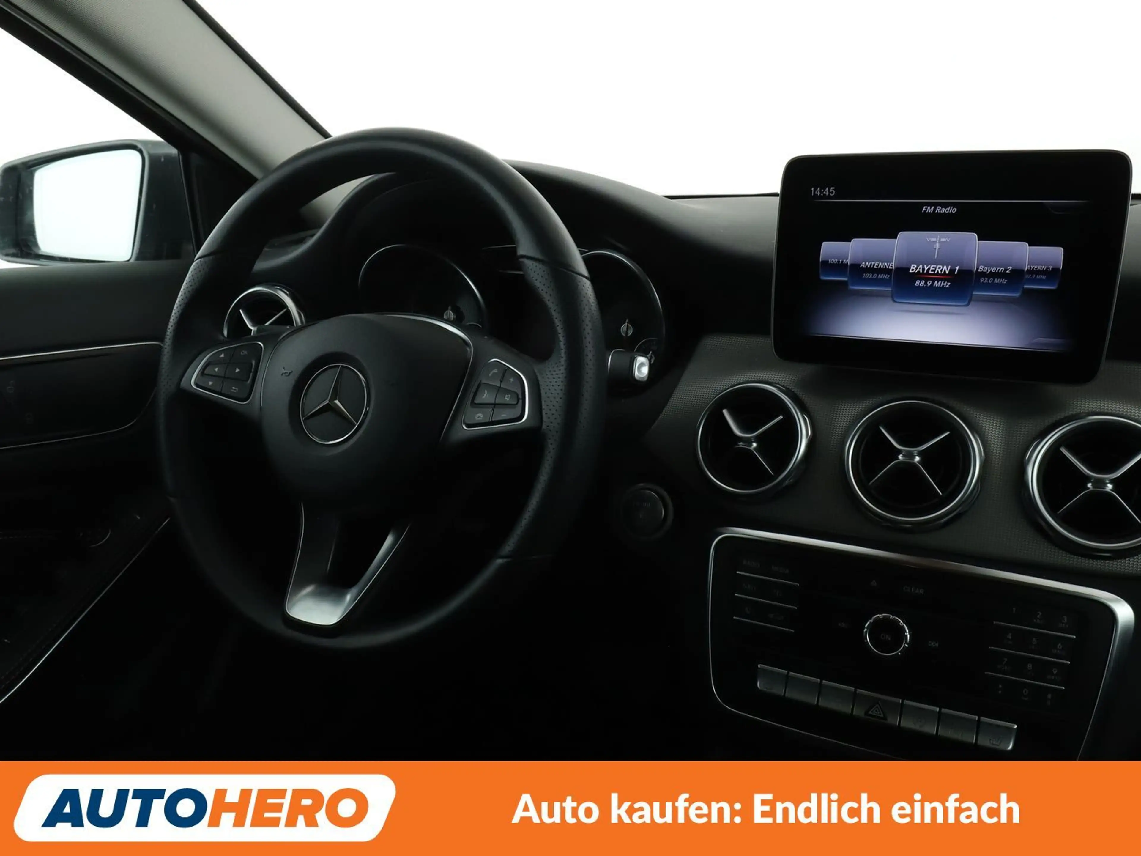 Mercedes-Benz GLA 180 Urban Aut.*LED*NAVI*TEMPO*PDC*SHZ*KLIMA*GARANTIE* — photo 13