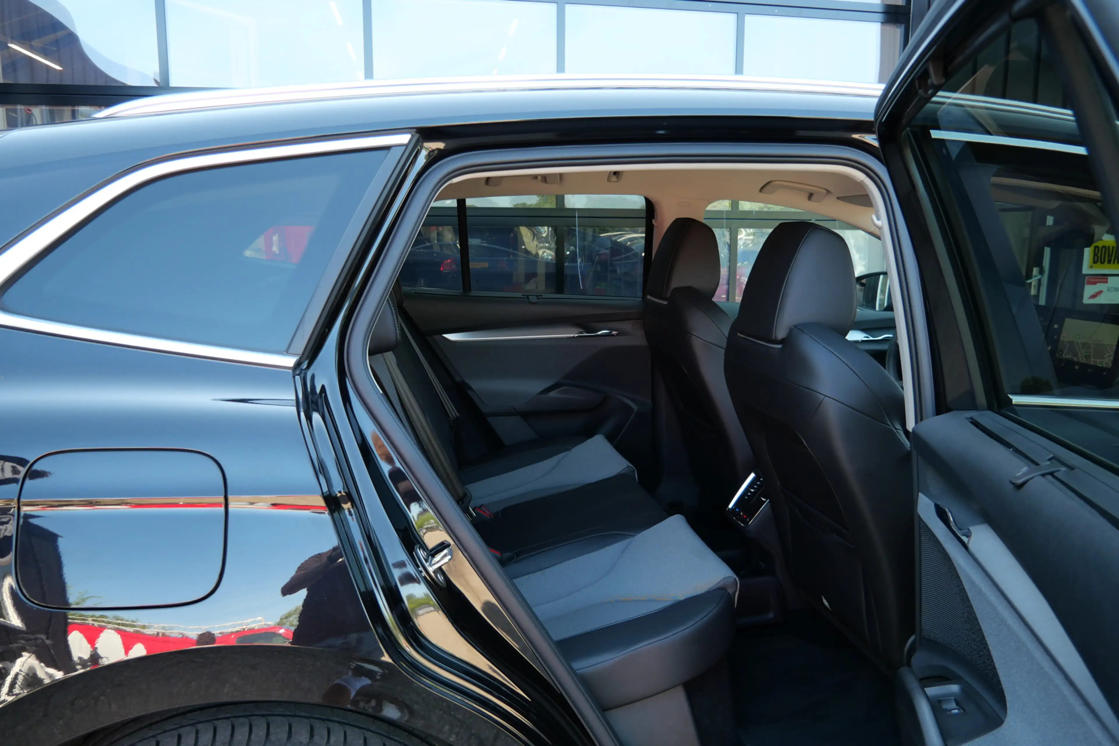 Skoda Enyaq iV 80 Sportline | Head-Up | Carplay | Camera | Cli — photo 32