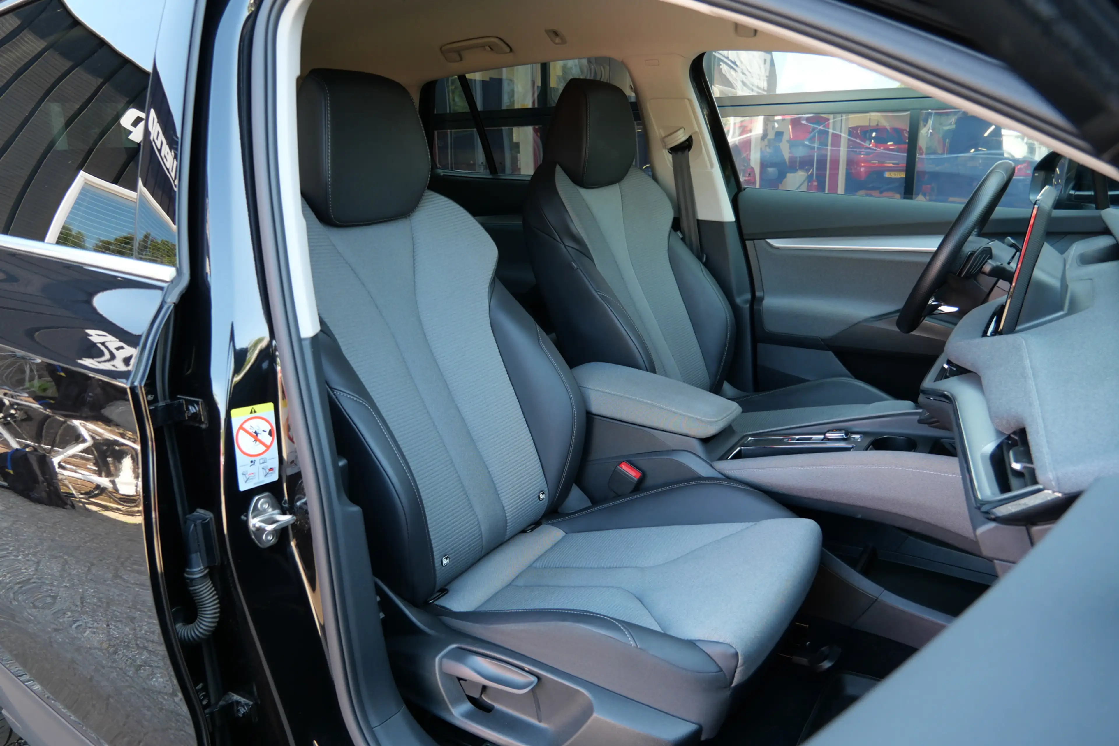 Skoda Enyaq iV 80 Sportline | Head-Up | Carplay | Camera | Cli — photo 2