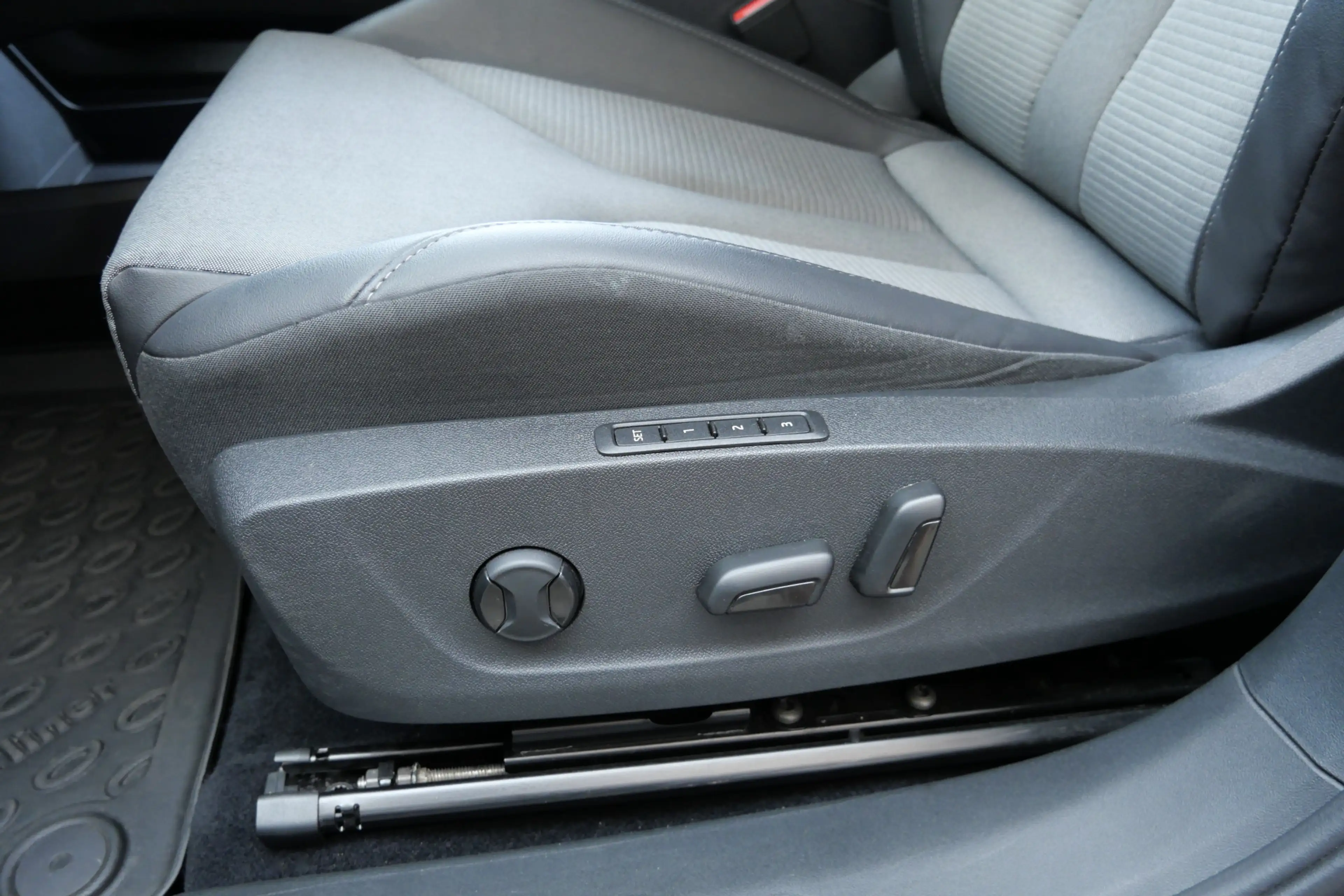 Skoda Enyaq iV 80 Sportline | Head-Up | Carplay | Camera | Cli — photo 20