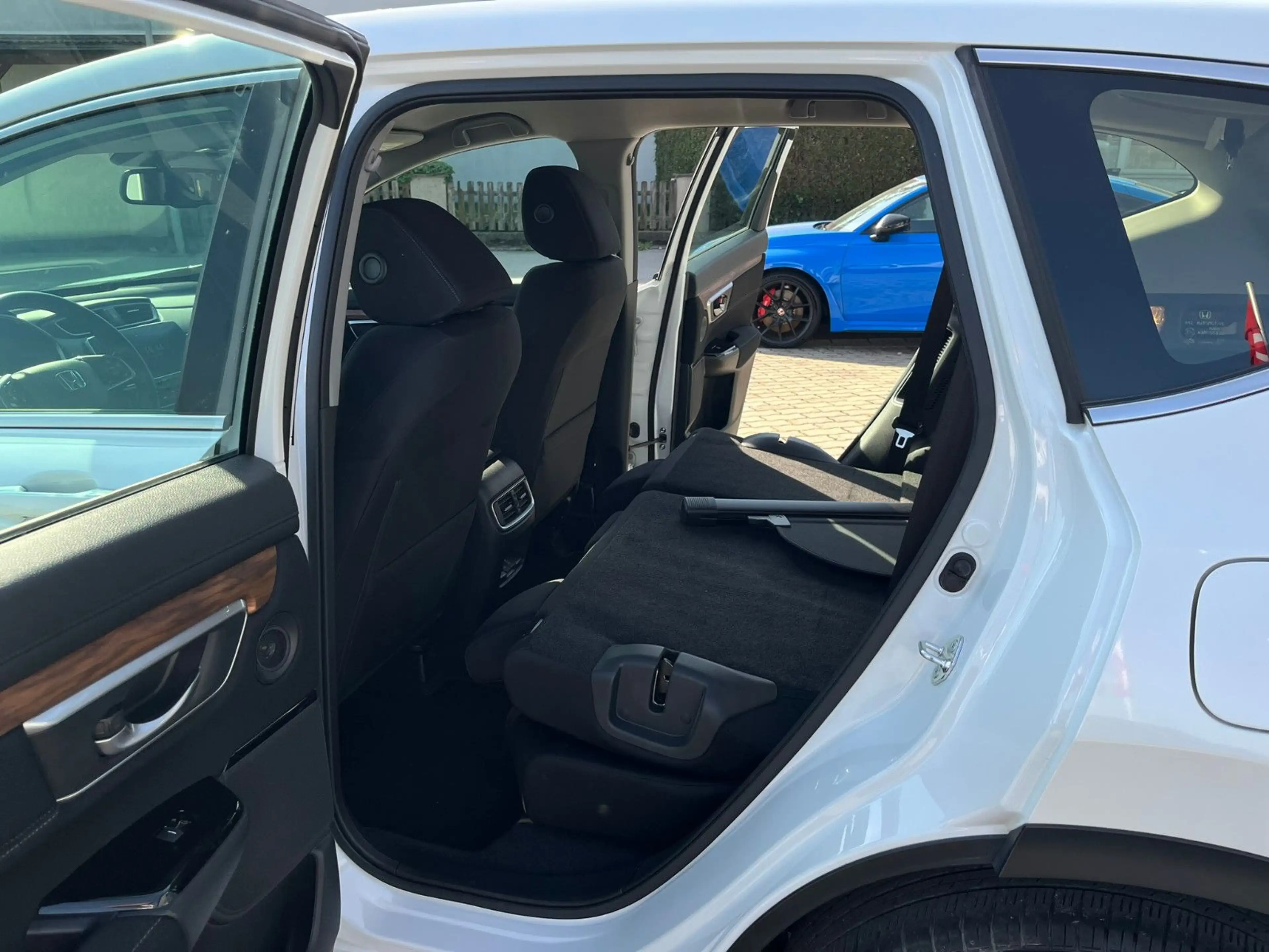 Honda CR-V 2.0 i-MMD Hybrid 2WD Elegance — photo 24