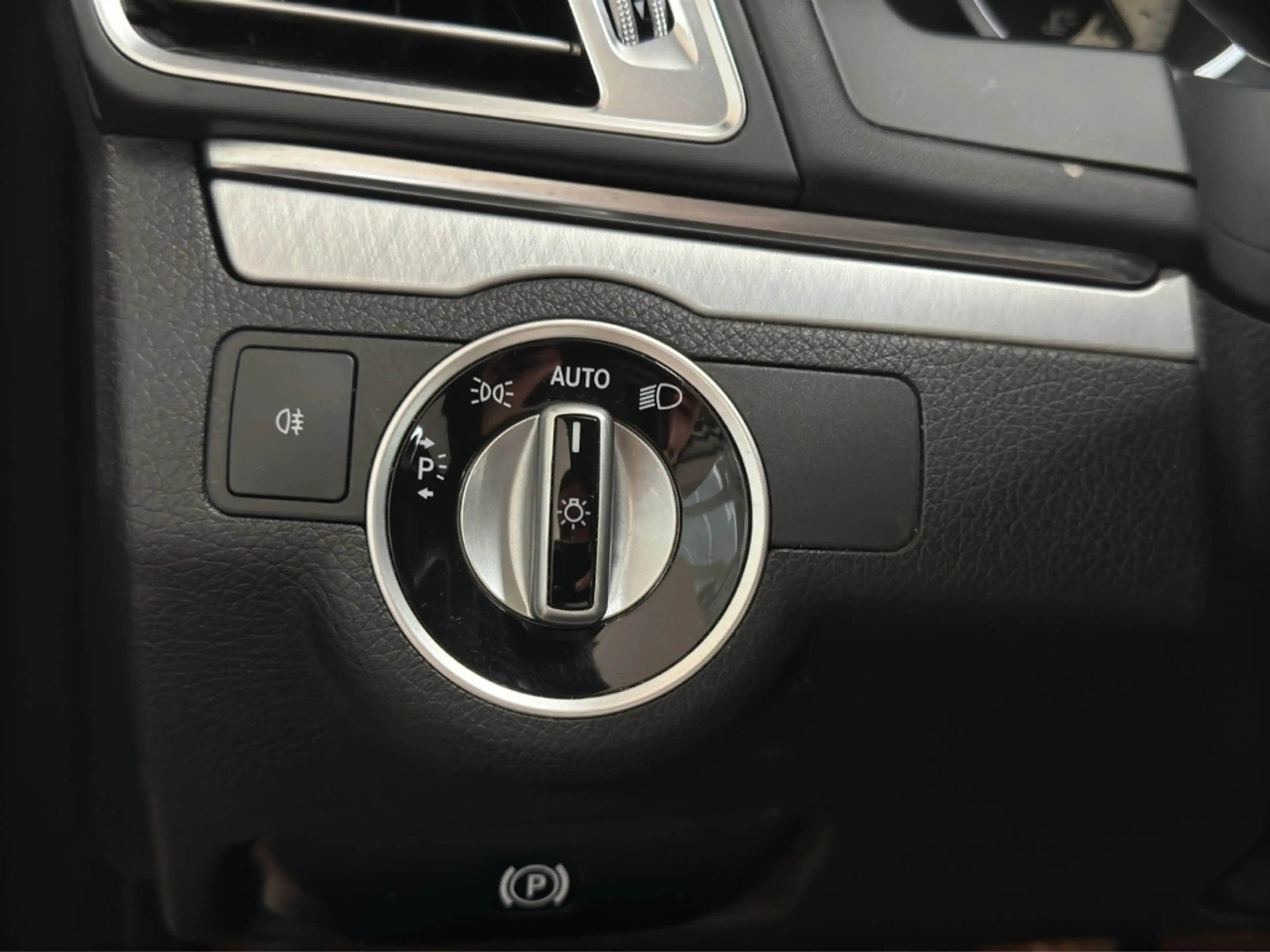 Mercedes-Benz E 350 Cabrio 9G BlueTEC *TÜV NEU* — photo 23