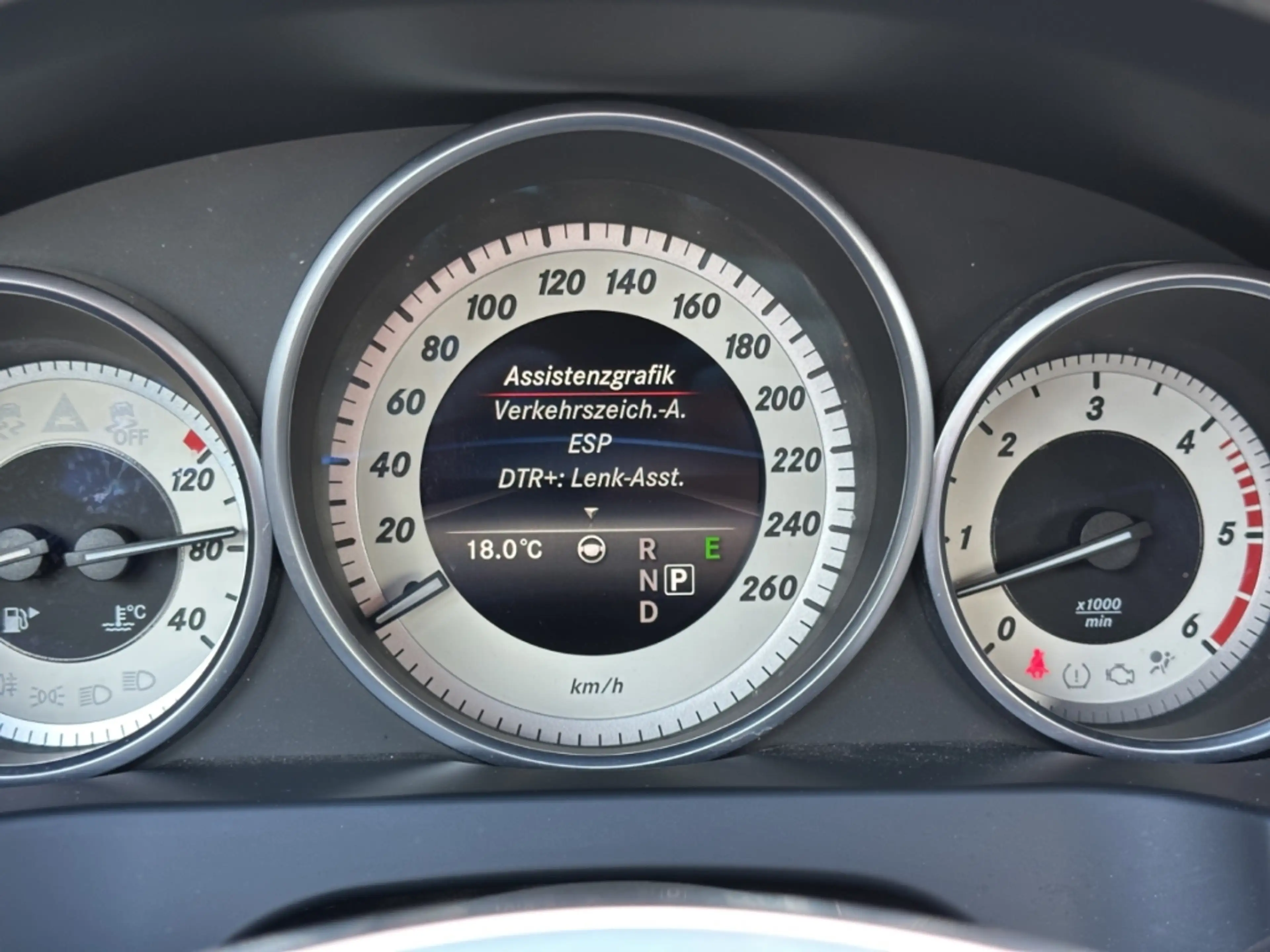 Mercedes-Benz E 350 Cabrio 9G BlueTEC *TÜV NEU* — photo 24