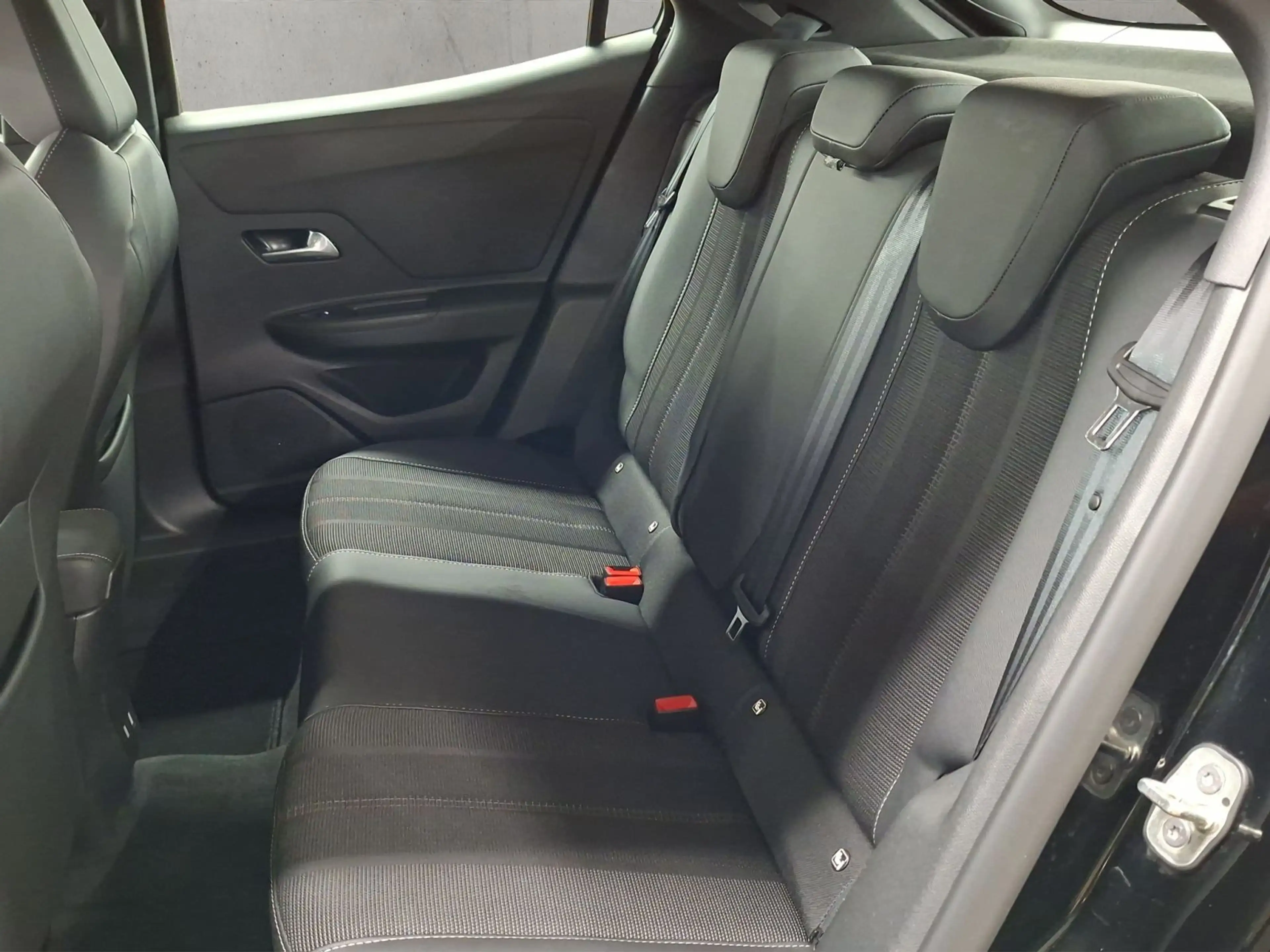 Opel Mokka 1.2 Turbo Elegance — photo 13