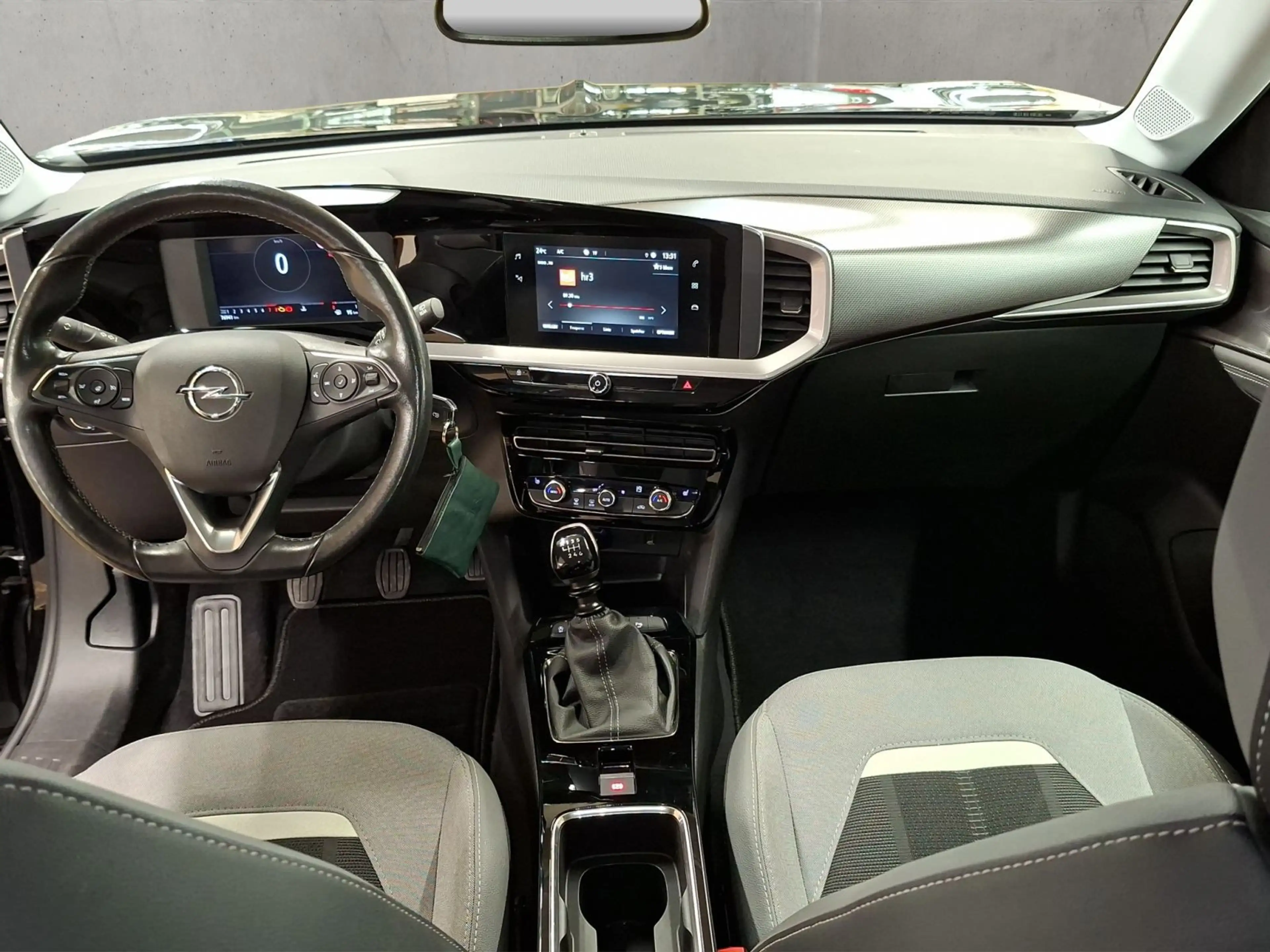 Opel Mokka 1.2 Turbo Elegance — photo 14