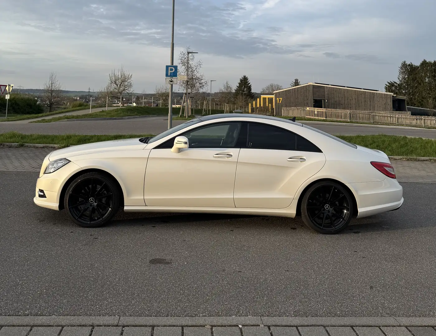 Mercedes-Benz CLS 350 CLS 350 CDI BE 4Matic (218.393) Weiß - 2