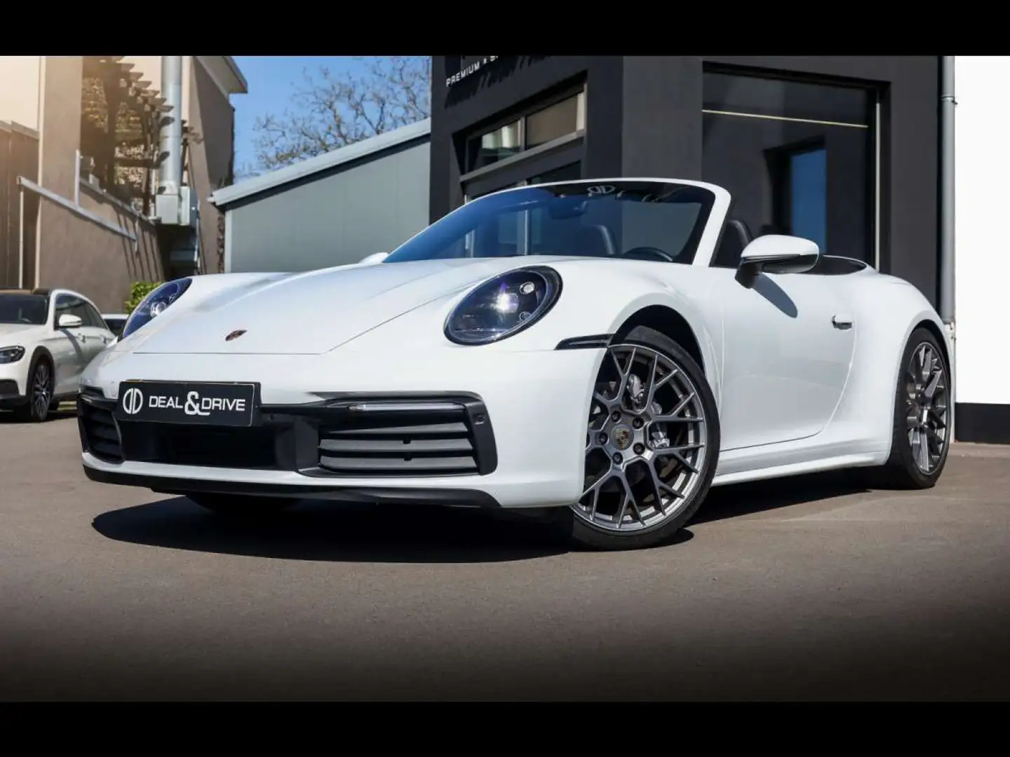 Porsche 992 .1 911 CARRERA CABRIOLET PDKBOSEABGASKAM White - 1