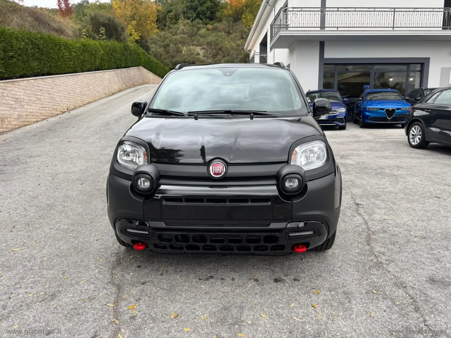 Fiat Panda Cross 1.0 FireFly S&S Hybrid Zwart - 2
