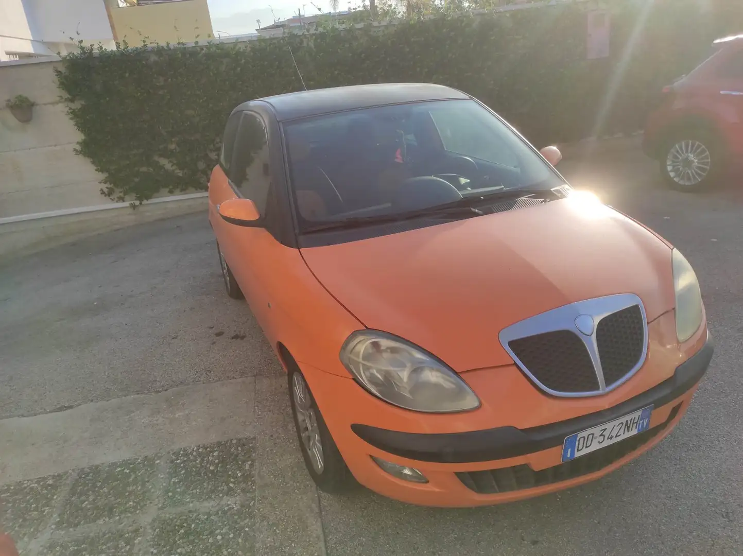 Lancia Ypsilon Ypsilon II 2006 1.2 8v MomoDesign Orange - 2