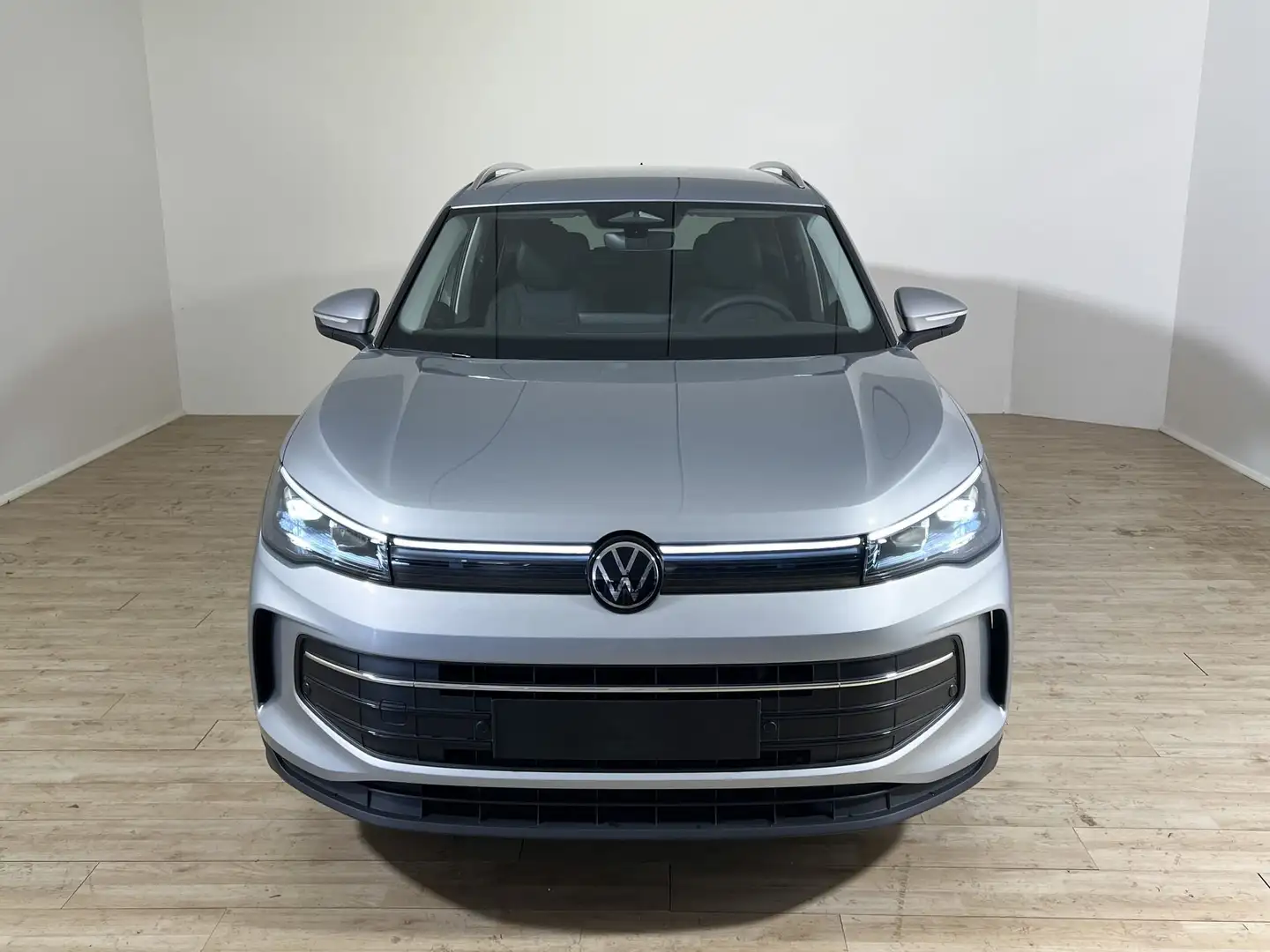 Volkswagen Tiguan Tiguan 2.0 tdi Edition Plus 150cv dsg Silber - 2