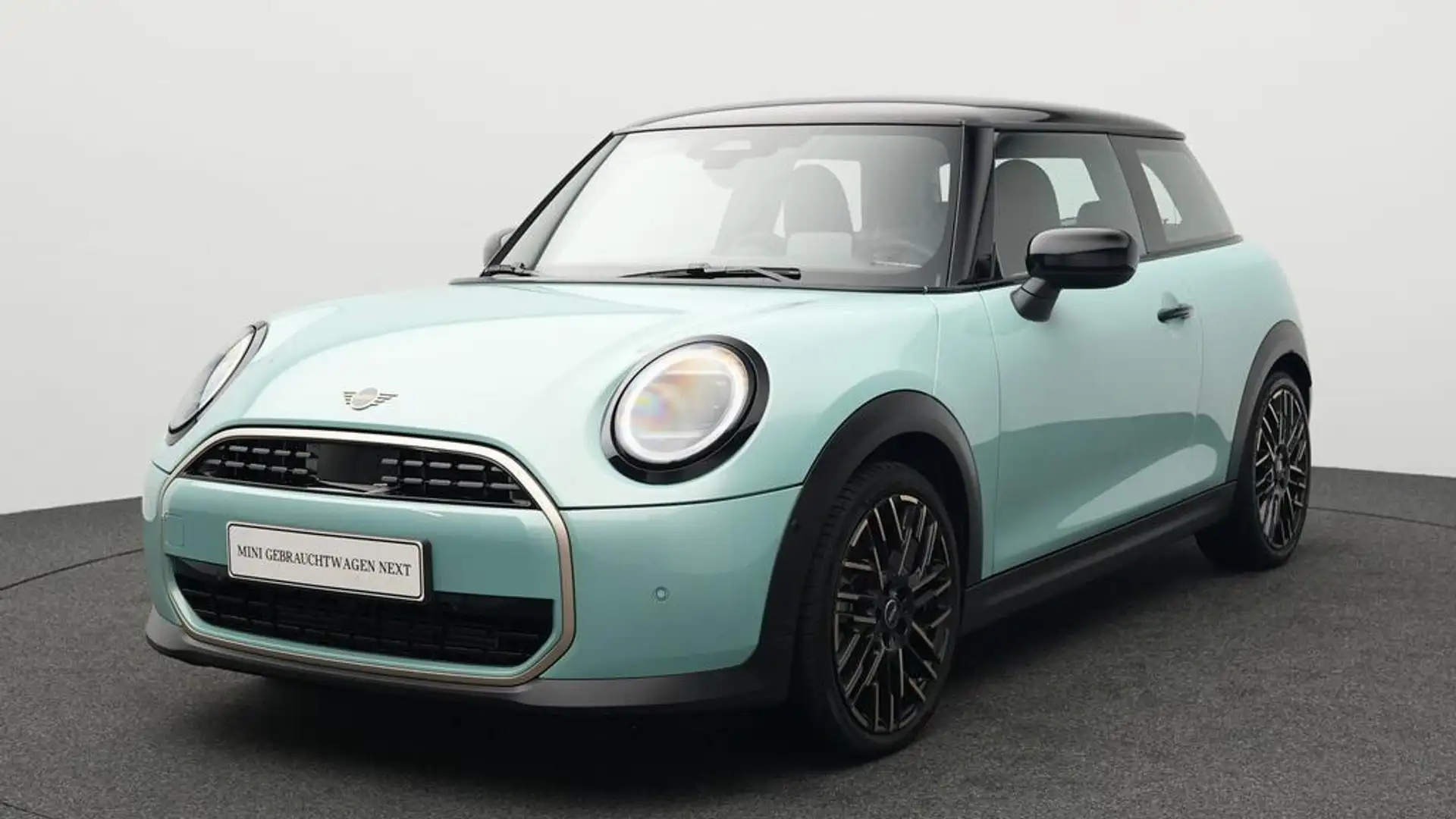 MINI Cooper C Favoured Trim Vert - 1