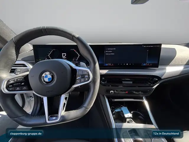 BMW 3 Series view 14
