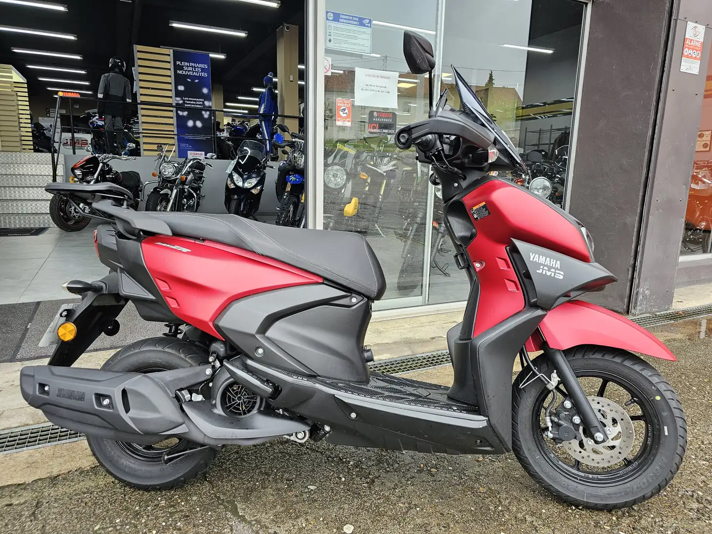 Yamaha RayZR Rot - 1