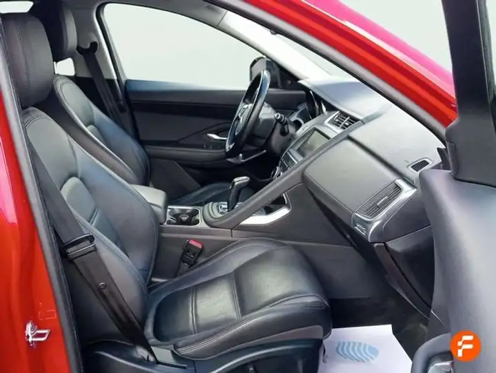 Jaguar E-Pace 2019, foto 20