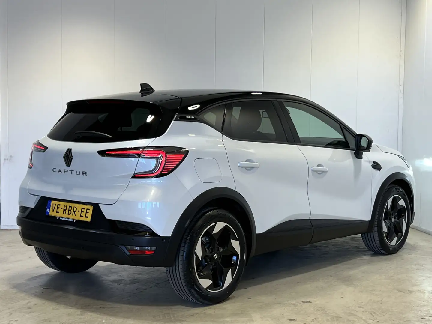 Renault Captur 1.3 mild hybrid 140 techno | Navigatie/Android/App Wit - 2