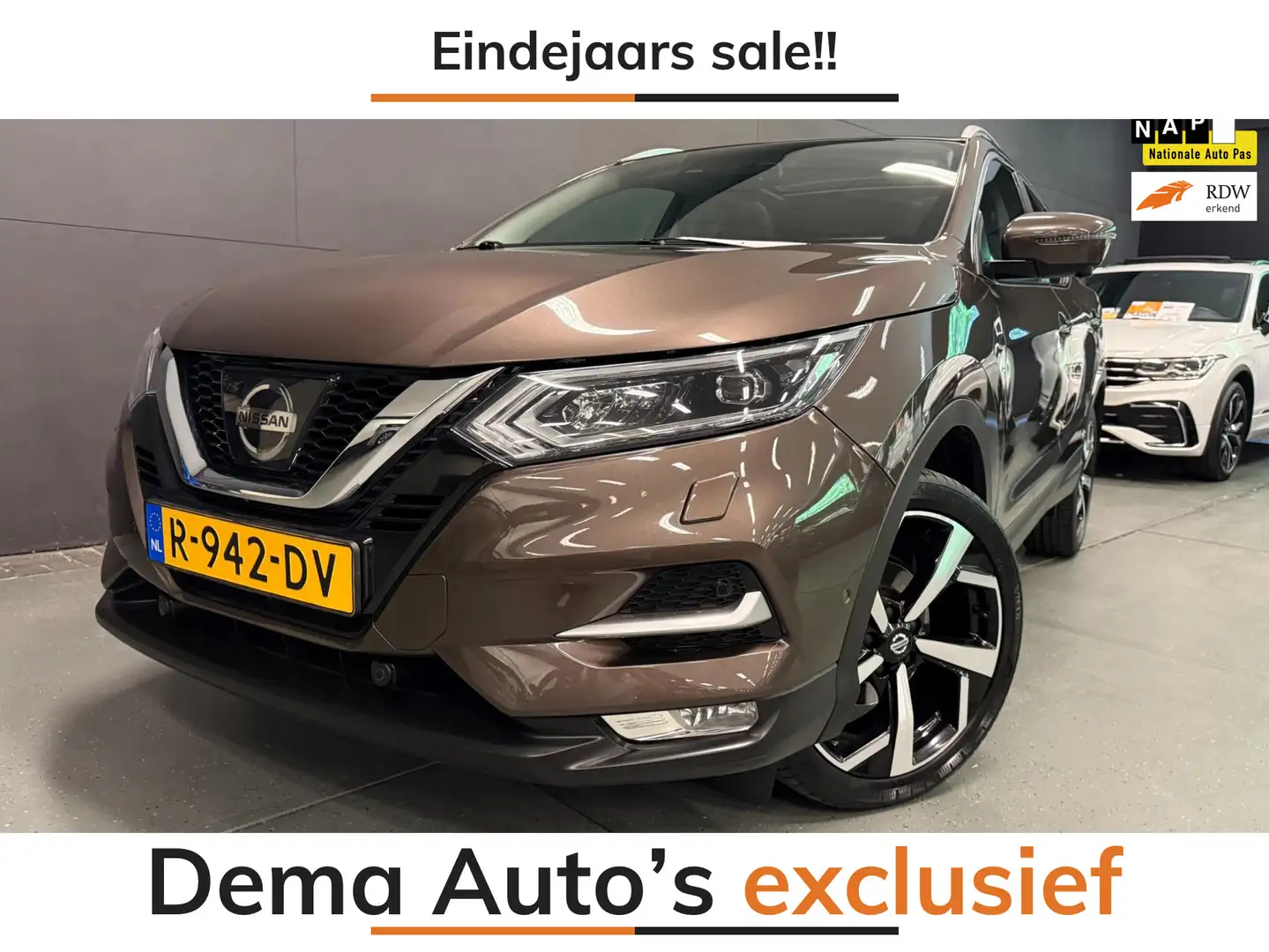 Nissan Qashqai 1.2 Tekna 19'' PANO/NAVI/DAB/LEDER/CAM/CRUISE/ECC/ Bruin - 1