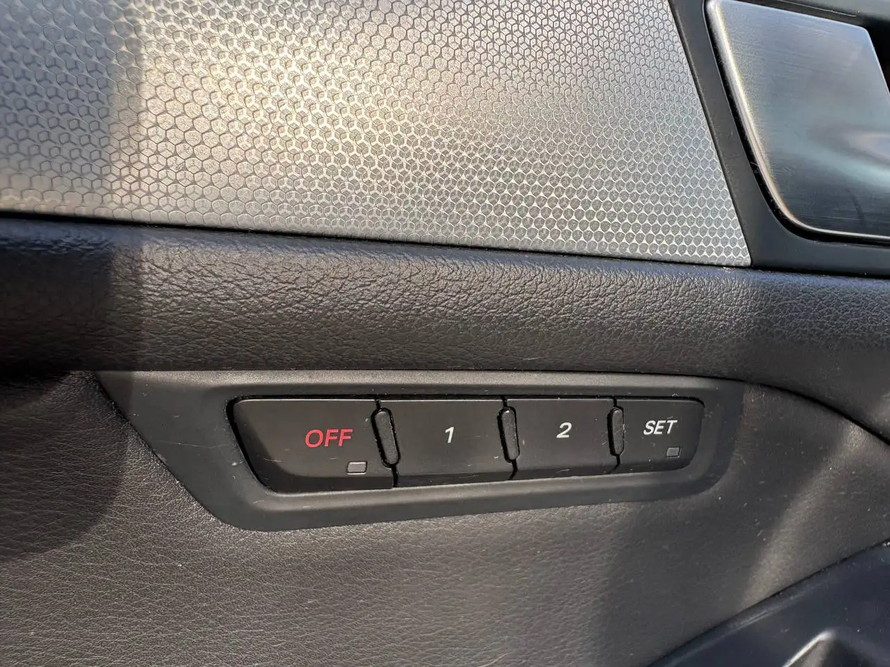 Audi Q5 снимка Audi Q5