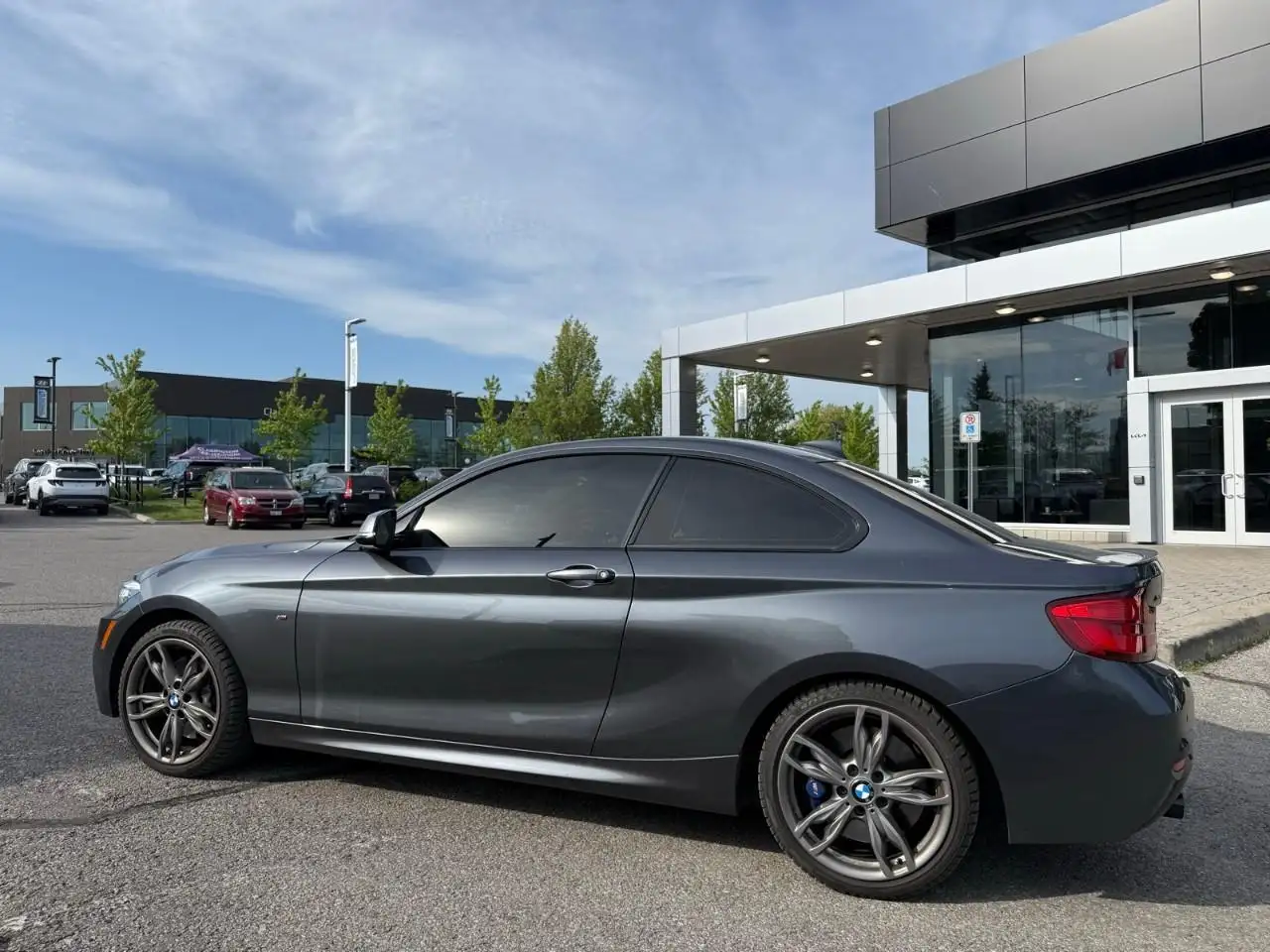 BMW 2 Series photo BMW 2 Series