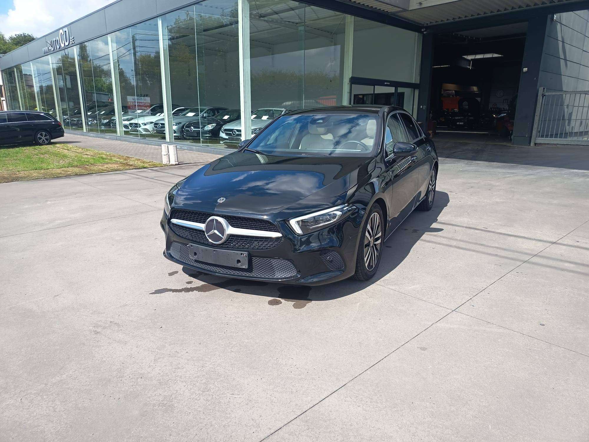 Mercedes-Benz A 180