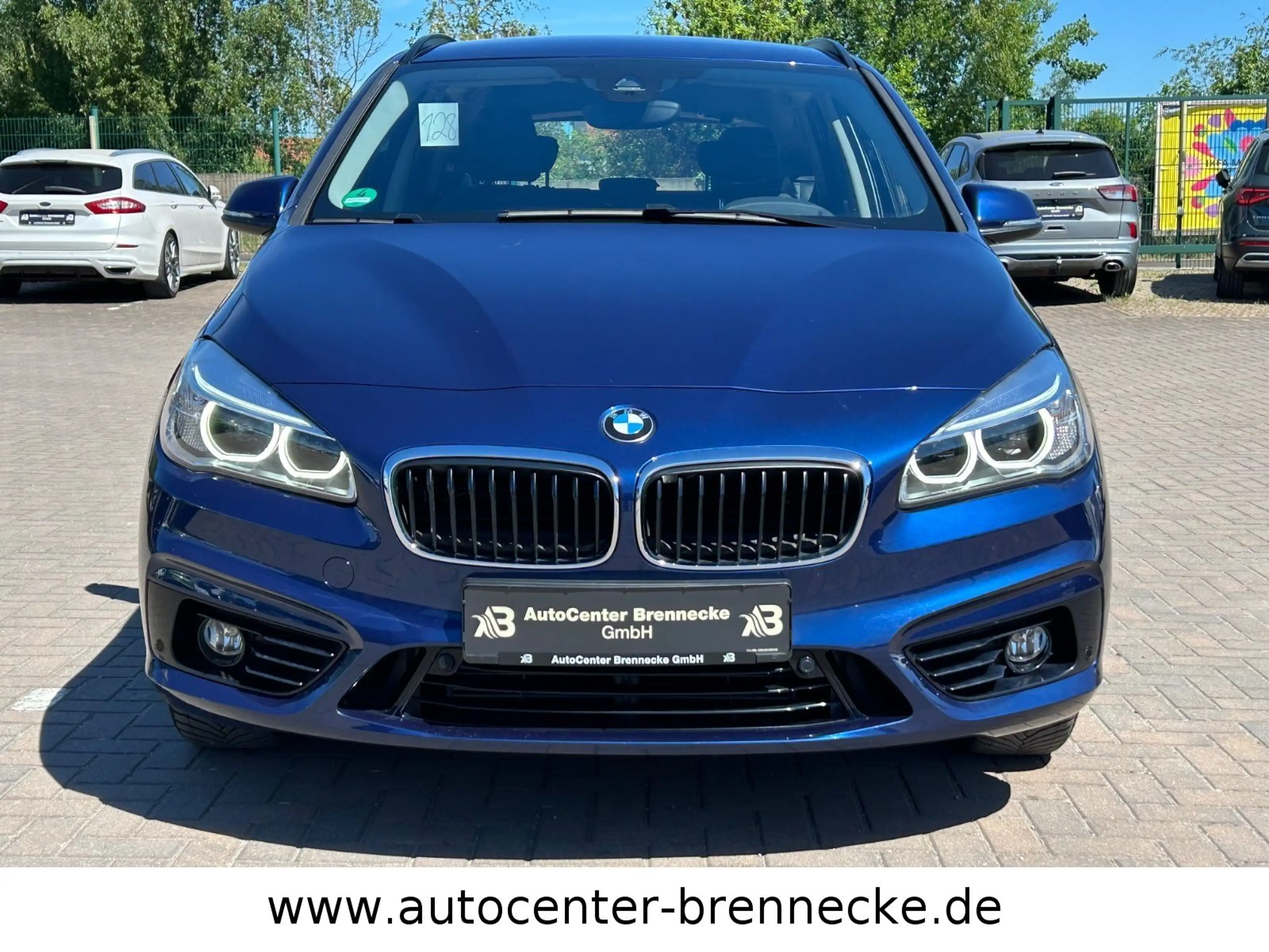 BMW 220 i Active Tourer*1.Hand*Unfallfrei*Scheckheft* — photo 2