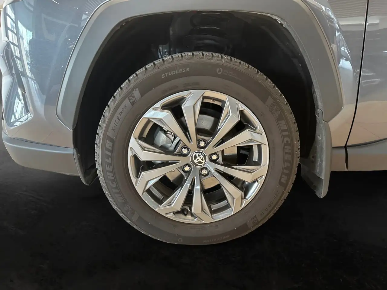 Toyota RAV 4 photo Toyota RAV 4