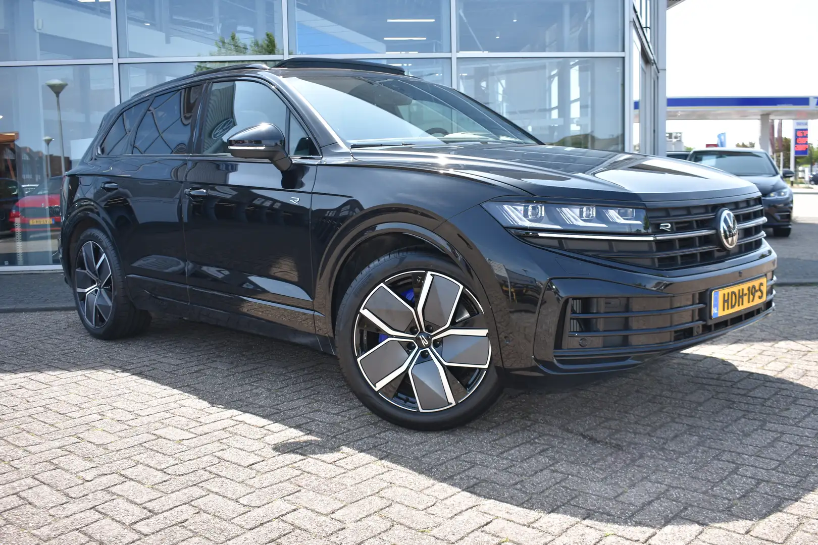 Volkswagen Touareg 3.0 TSi eHybrid 462PK 4MOTION R | LUCHTVERING | TR Noir - 2