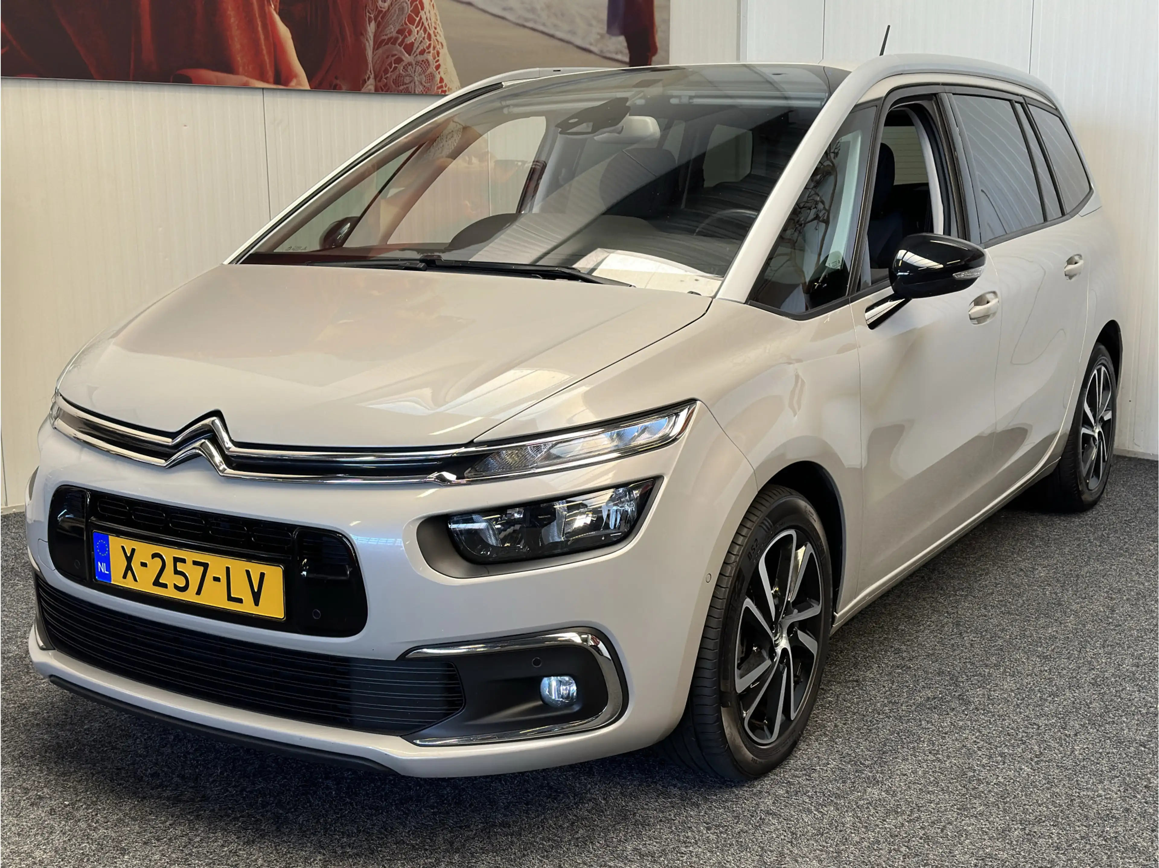 Citroen Grand C4 SpaceTourer 7 PERSOONS 1.2 PURE TECH FEEL NAVIGATIE CRUISE CON — photo 4