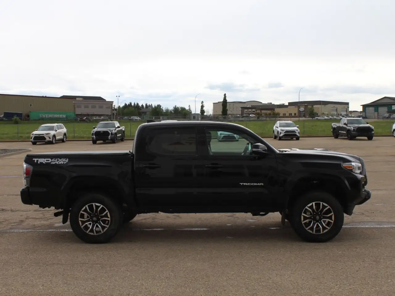 Toyota Tacoma снимка Toyota Tacoma