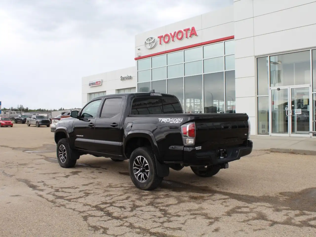 Toyota Tacoma снимка Toyota Tacoma