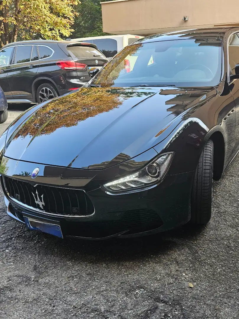 Maserati Ghibli Nero - 2