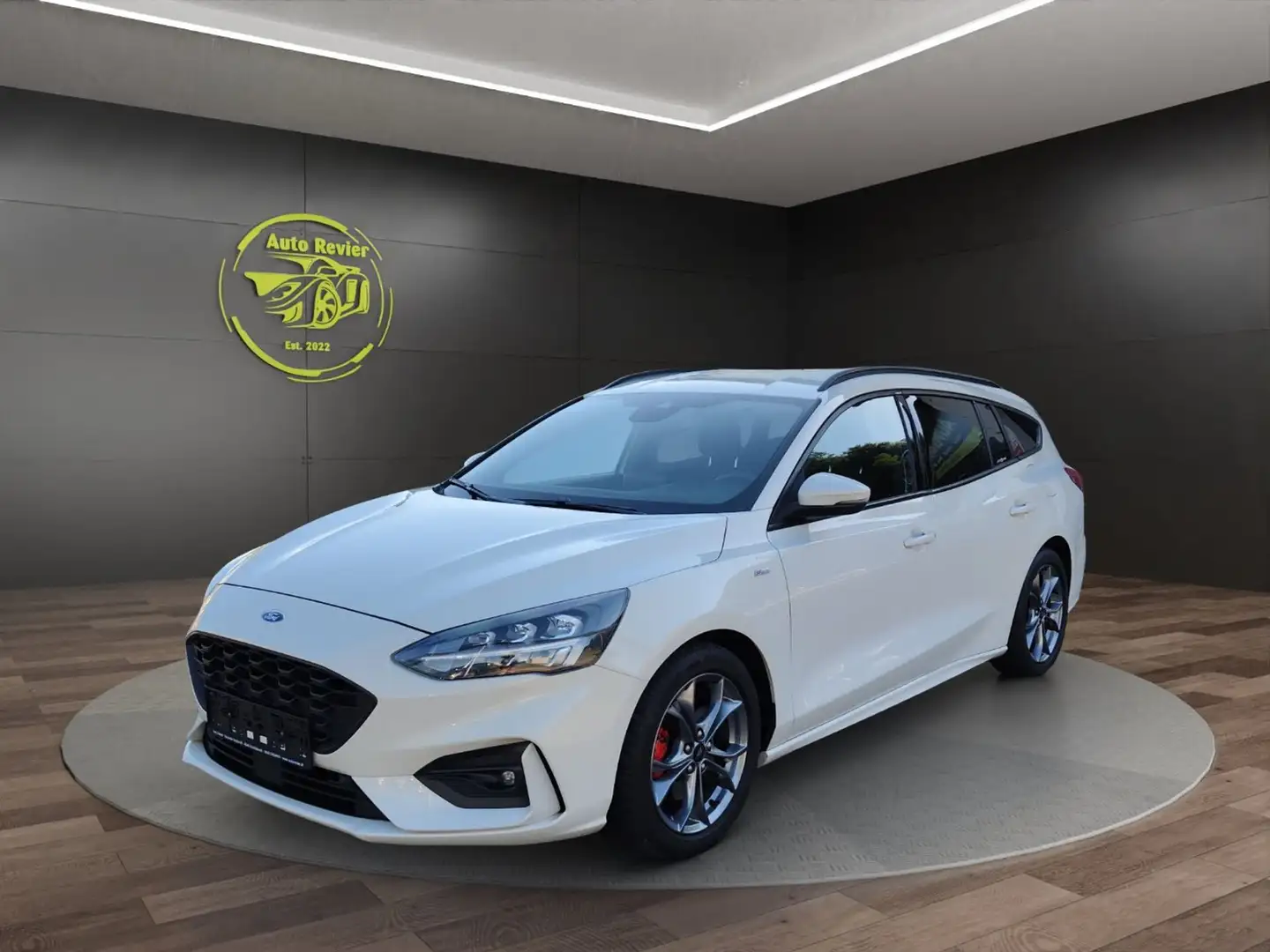 Ford Focus 1.0 EcoBoost Mild-Hybrid Beige - 1