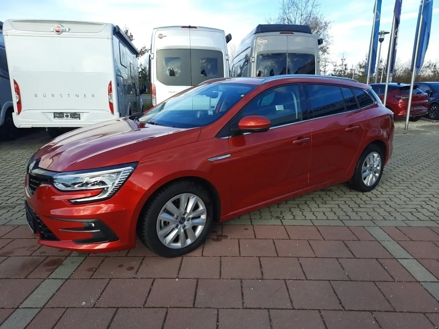 Renault Megane IV 1.6 E-TECH Plug-in Hybrid 160 Grandtour GPF Int Rouge - 2