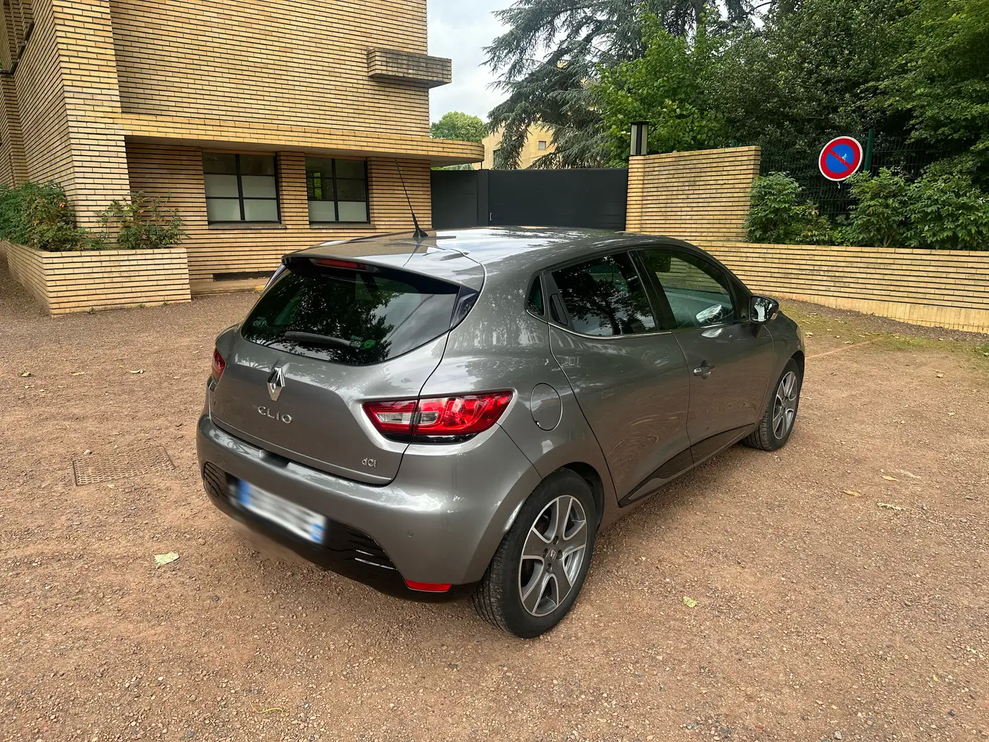 Renault Clio Clio IV dCi 90 Energy eco2 82g SL Limited Gris - 1