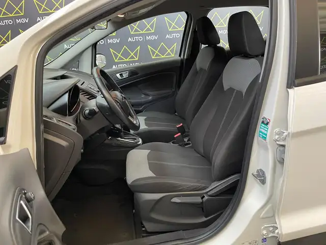 Ford Ecosport view 8
