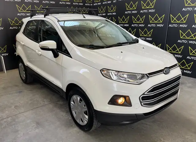 Ford Ecosport view 3