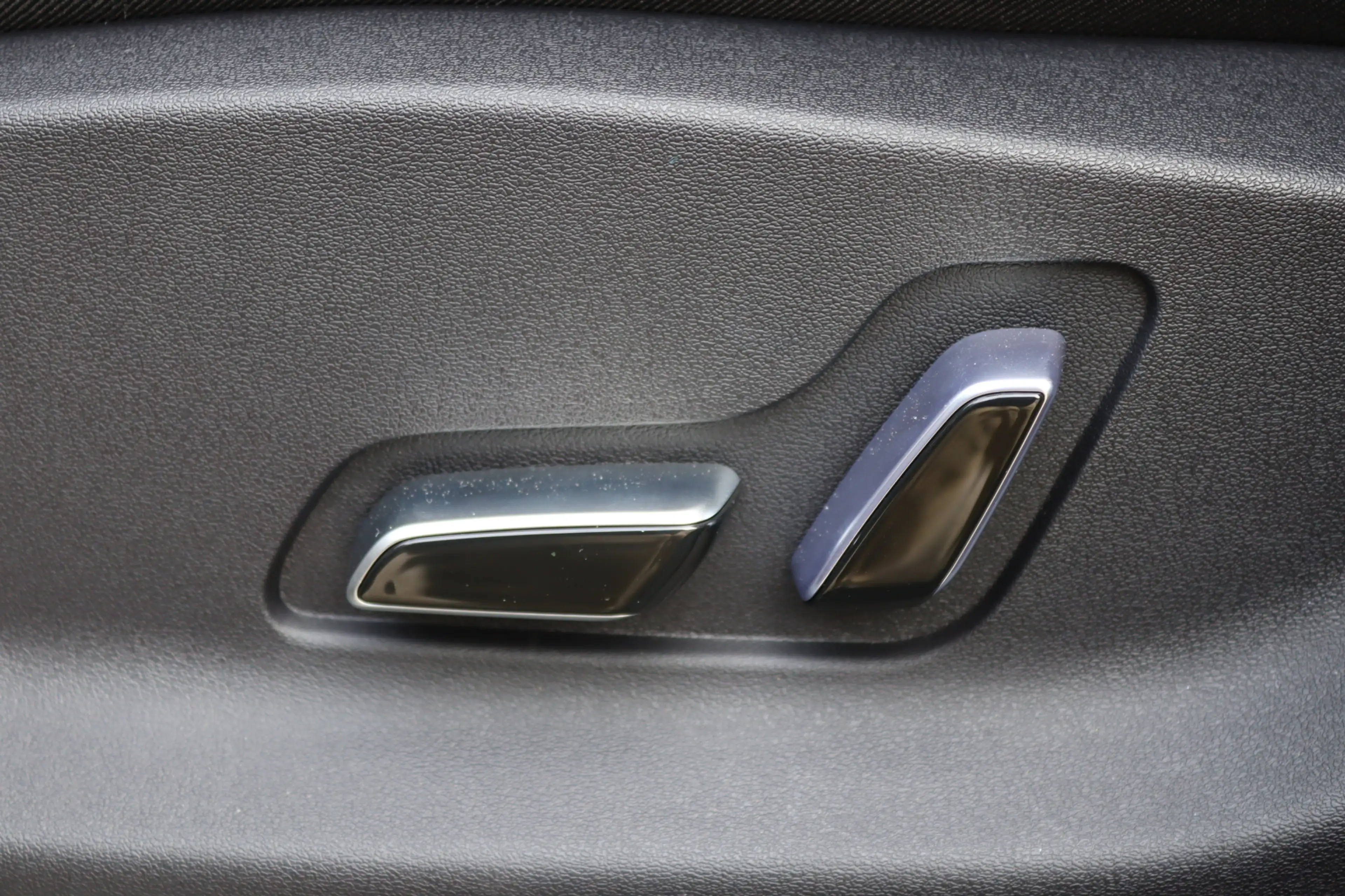 BYD Seal U 1.5 DM-i FWD Boost LED/Pano/Leder/Head-up/360/Keyl — photo 24