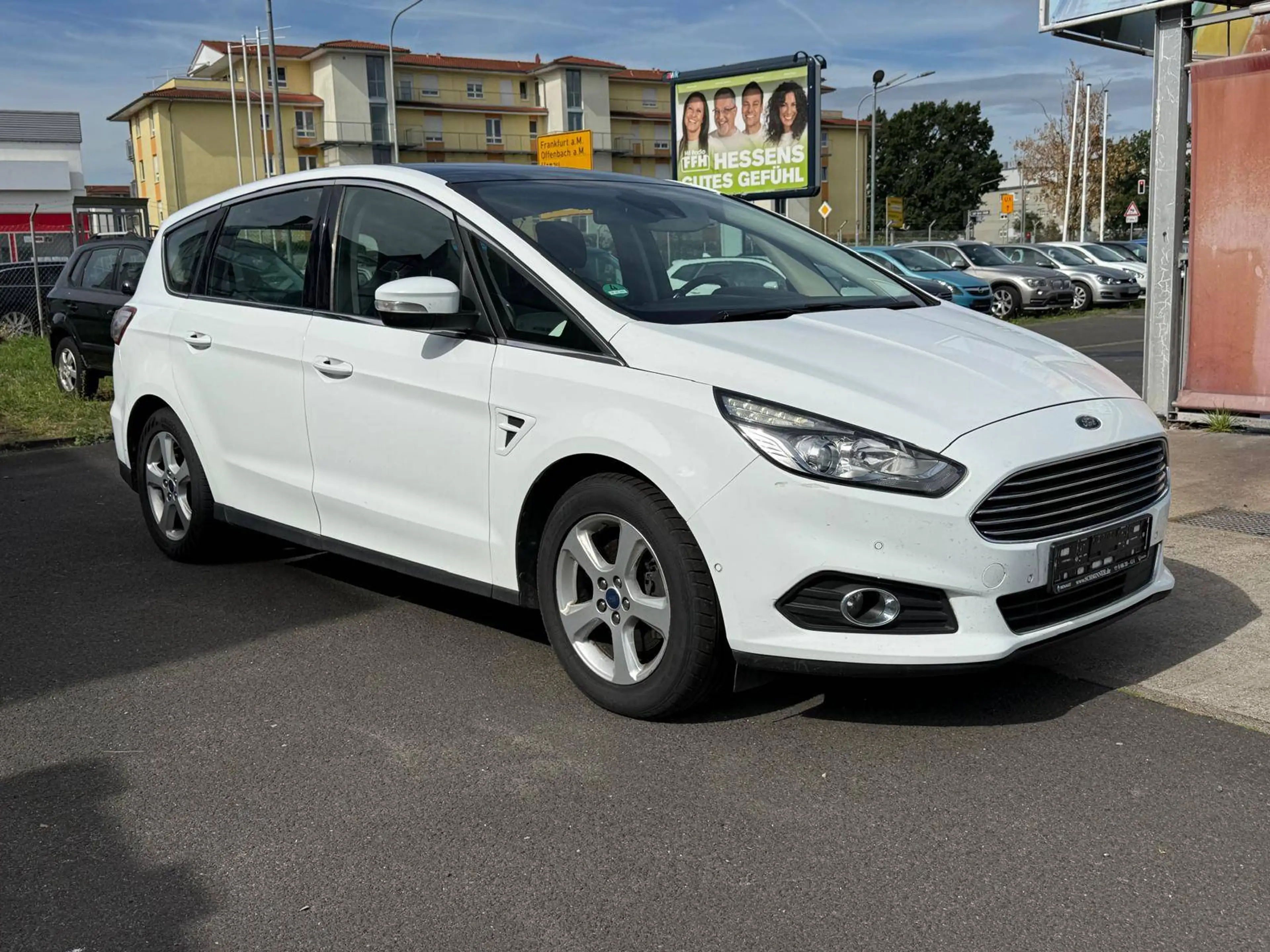 Ford S-Max Titanium*7 Sitze*El.AHK* — photo 2