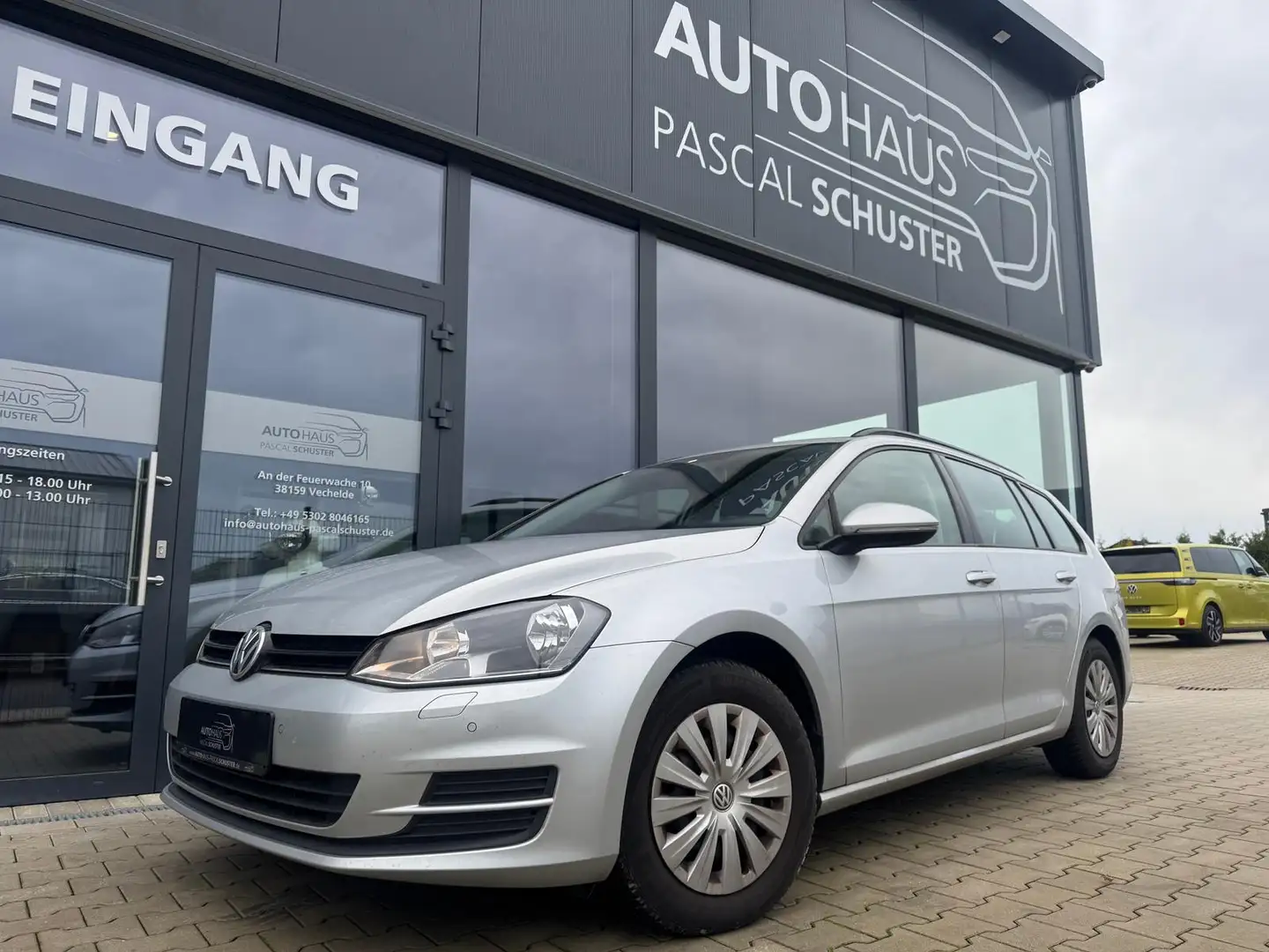 Volkswagen Golf Trendline BMT 1.6 TDI/AHK/PDC/KLIMA/NAVI/ Silber - 1