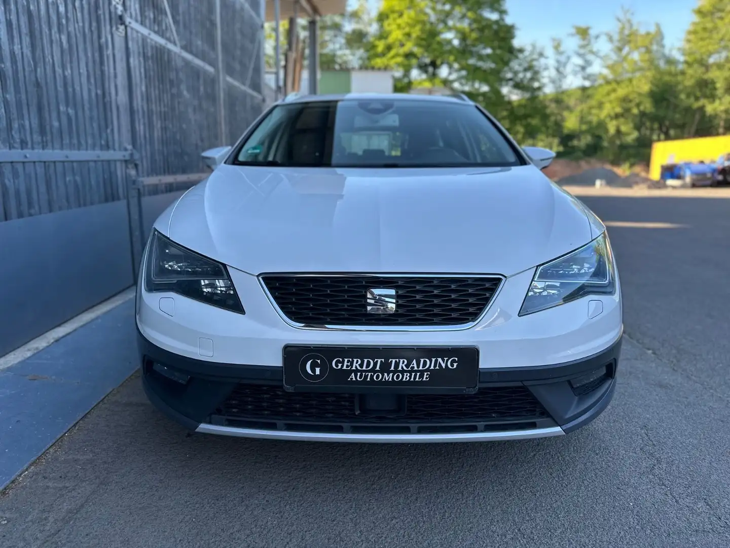 SEAT Leon ST X-Perience 4Drive unfallfrei Bremse neu Weiß - 2