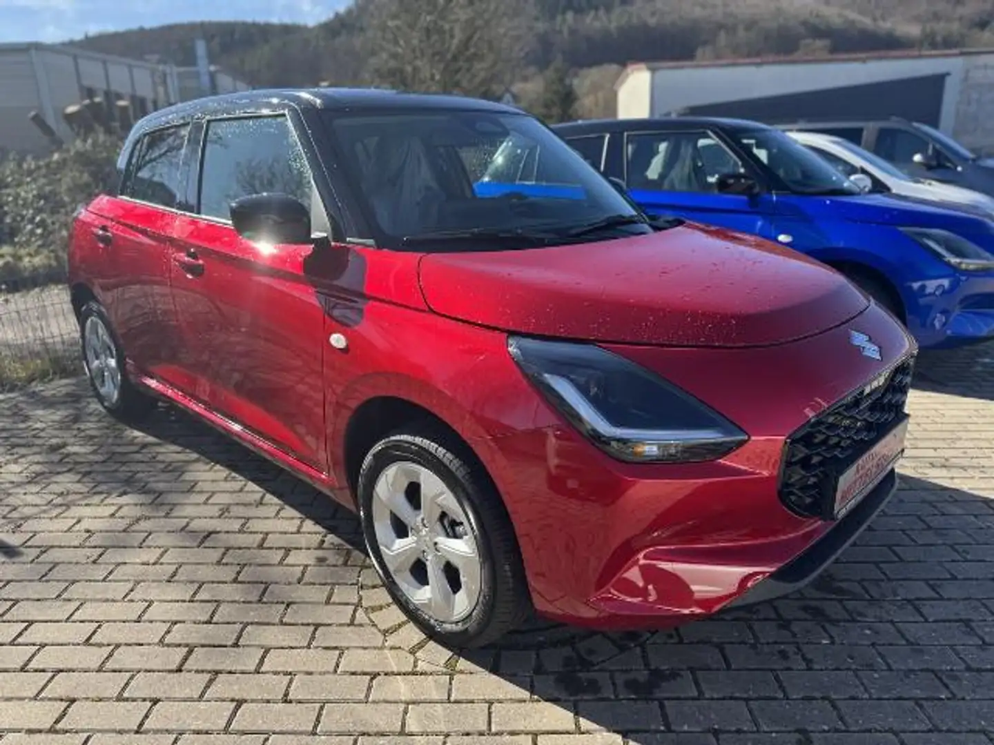 Suzuki Swift 1.2 Dualjet Mild-Hybrid Comfort ALLGrip Rot - 1