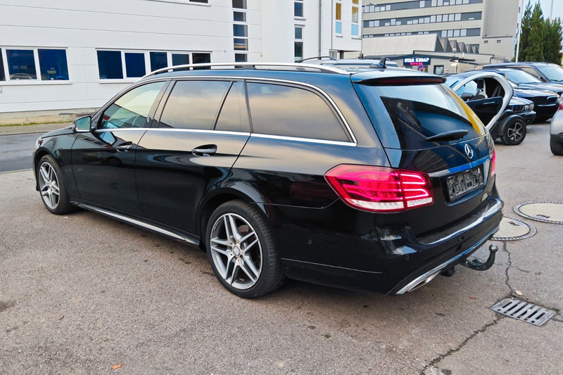 Mercedes-Benz E 350 E T-Modell  BlueTec 4Matic — photo 5