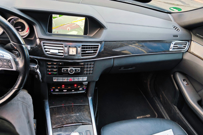 Mercedes-Benz E 350 E T-Modell  BlueTec 4Matic — photo 7
